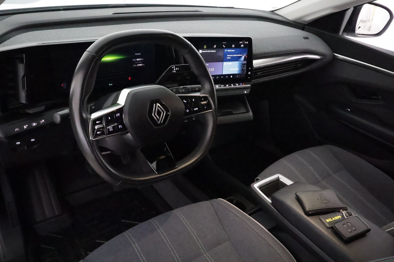 RENAULT MEGANE 2023 E-Tech electric 130hv **Adapt.Vakkari / LED-valot / P.Kamera / Kaistavahti / Apple&Android / Digimittaristo**