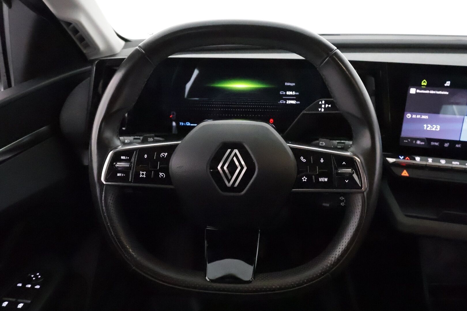 RENAULT MEGANE 2023 E-Tech electric 130hv **Adapt.Vakkari / LED-valot / P.Kamera / Kaistavahti / Apple&Android / Digimittaristo**