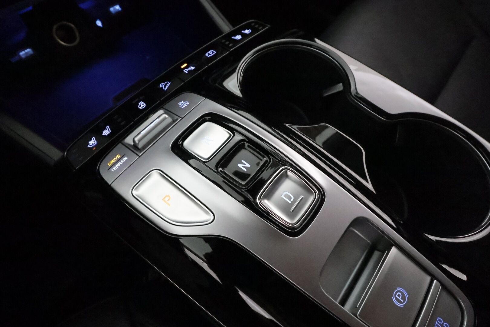 HYUNDAI TUCSON 2022 1.6 T-GDi 265 hv Plug-in 4WD 6AT Premium **Adapt.Vakkari / LED-valot / KRELL / P.kamera / Ilmastoidut Nahat / Navi** - Akku kuntotarkastettu / Kahdet Renkaat