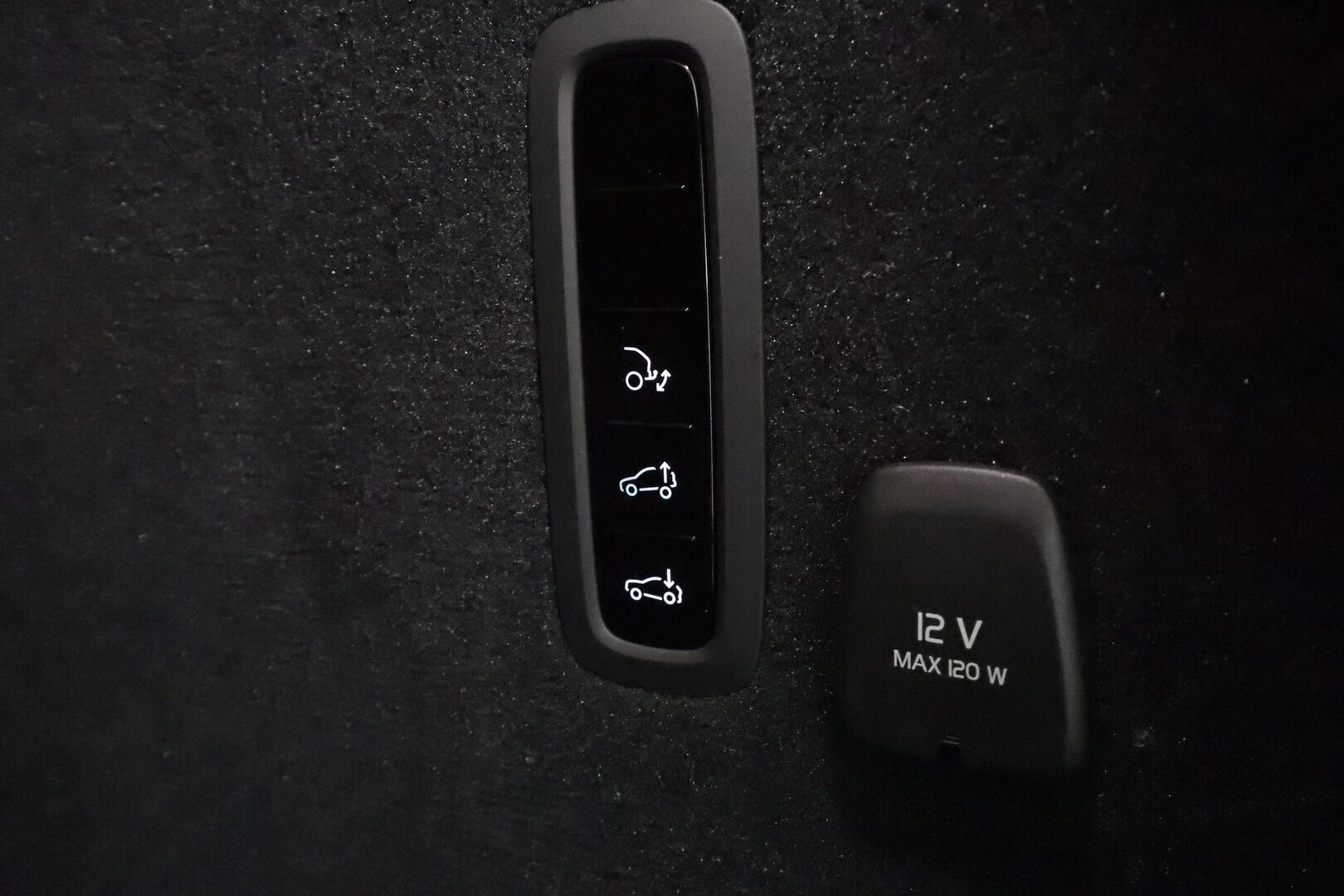 POLESTAR 3 2024 Long range Dual motor / HUD / Plus&Pilot / Koukku / LED / 360° Kamera / Sporttinahat / Bowers&Wilkins / Lasikatto - 2,99 % KORKOTARJOUS TÄHÄN AUTOON - Kahdet Renkaat / Huippuvarusteet!