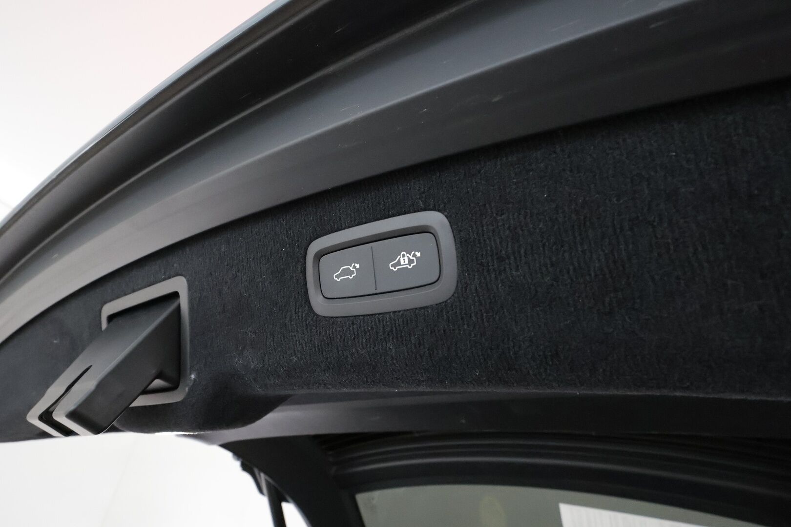 POLESTAR 3 2024 Long Range Dual motor 111 kWh / HUD / Plus&Pilot / Koukku / LED / 360° Kamera / Sporttinahat / Bowers&Wilkins /Lasikatto - Kahdet Renkaat / Huippuvarusteet!