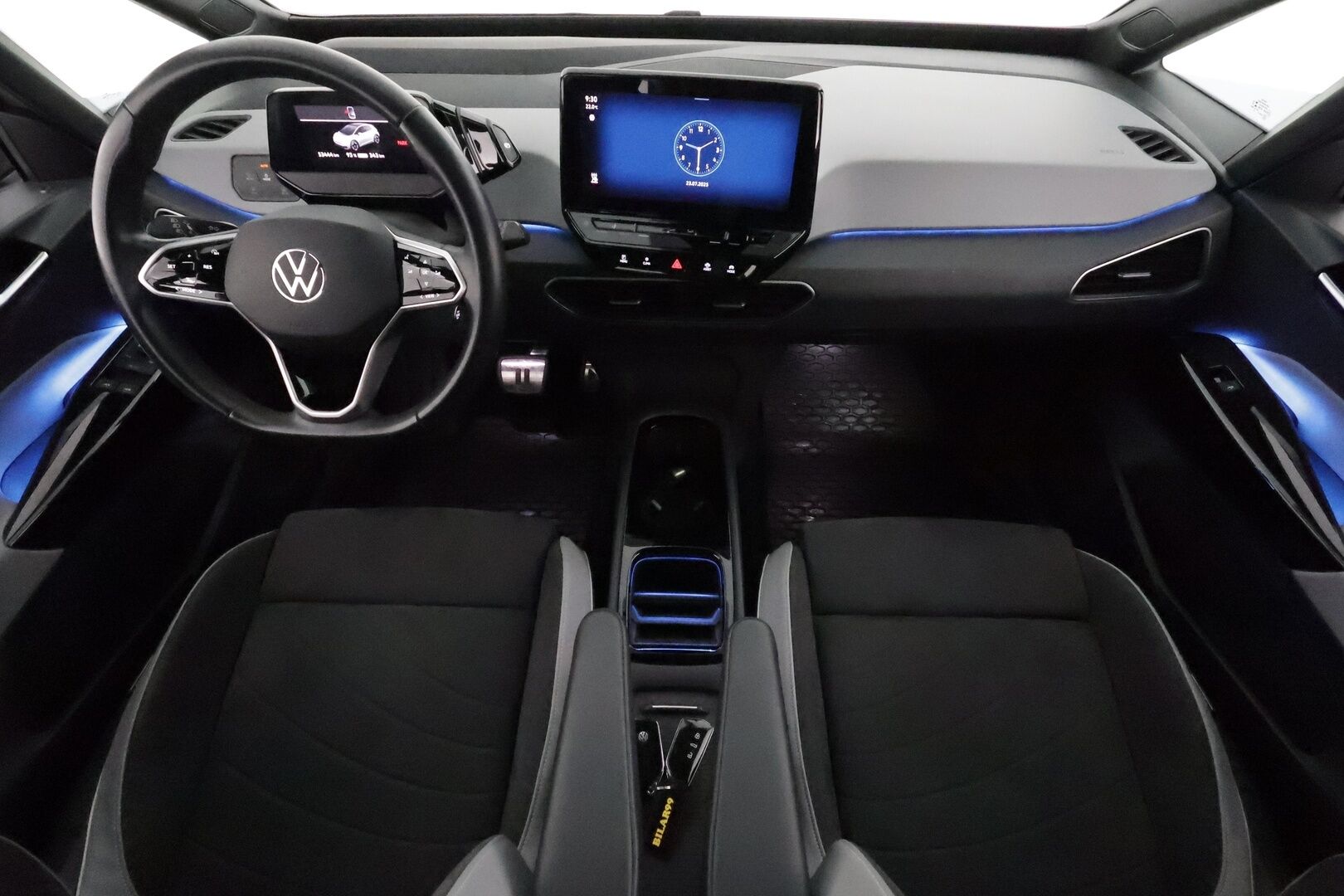 VOLKSWAGEN ID.3 2021 82 kWh PRO S **HUD / Adapt.Vakkari / Matrix-LED / P.Kamera / Hierovat Sporttipenkit / Navi / Kaistavahti / KeylessGO** - Akku kuntotarkastettu 