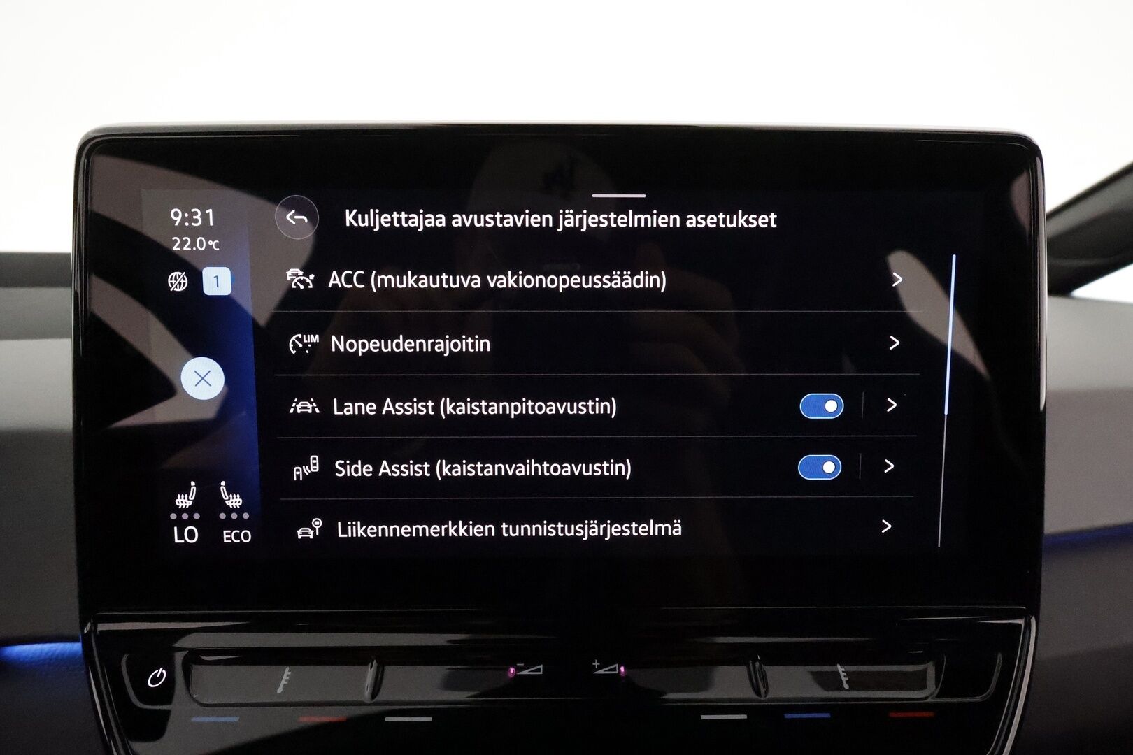 VOLKSWAGEN ID.3 2021 82 kWh PRO S **HUD / Adapt.Vakkari / Matrix-LED / P.Kamera / Hierovat Sporttipenkit / Navi / Kaistavahti / KeylessGO** - Akku kuntotarkastettu 