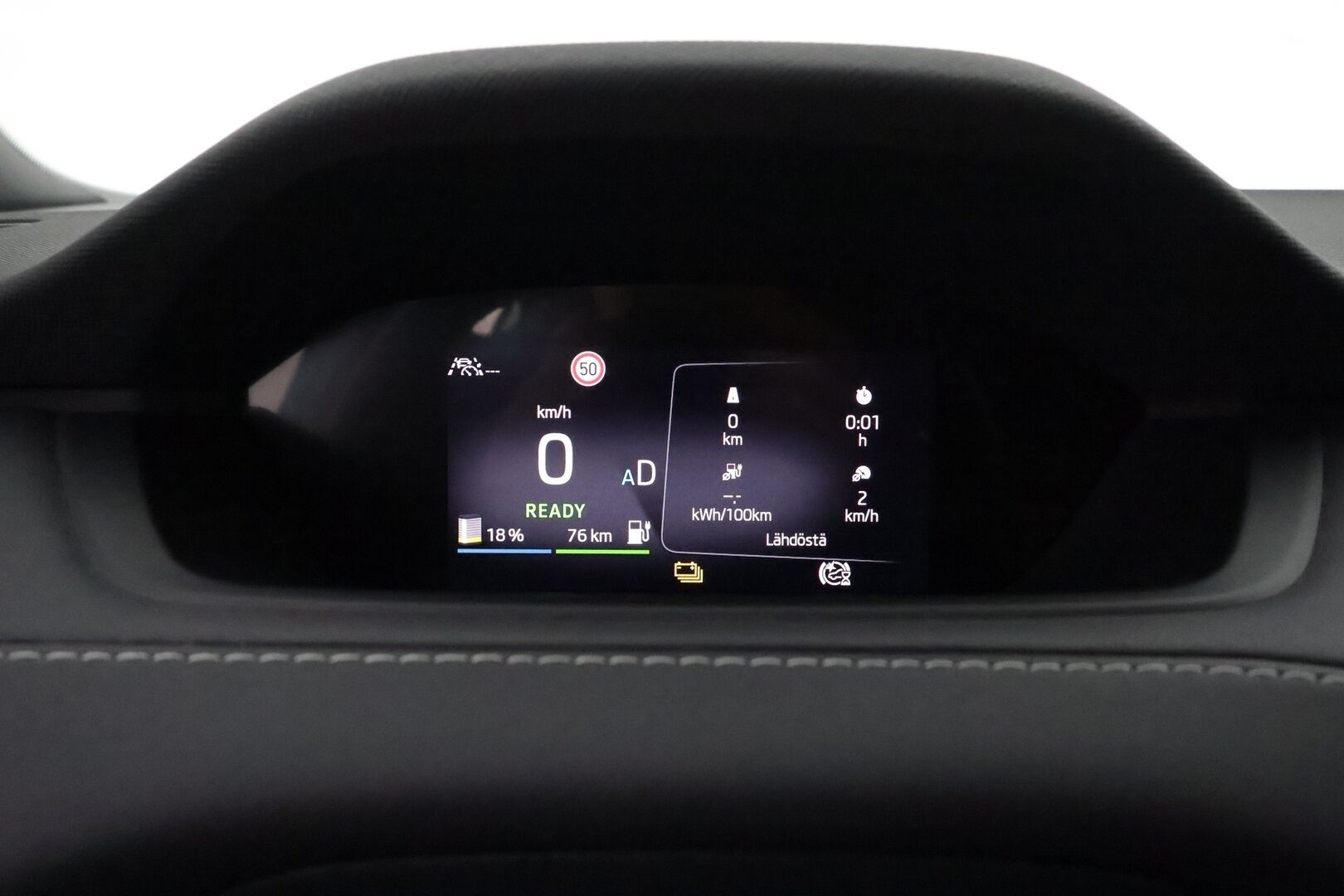 SKODA ENYAQ 2021 IV 80 Sportline **Lämpöpumppu / Matrix-LED / Koukku / Adapt.vakkari / 360 kamera / Muistipenkki - 3,99 % KORKOTARJOUS TÄHÄN AUTOON - Merkkihuollettu 