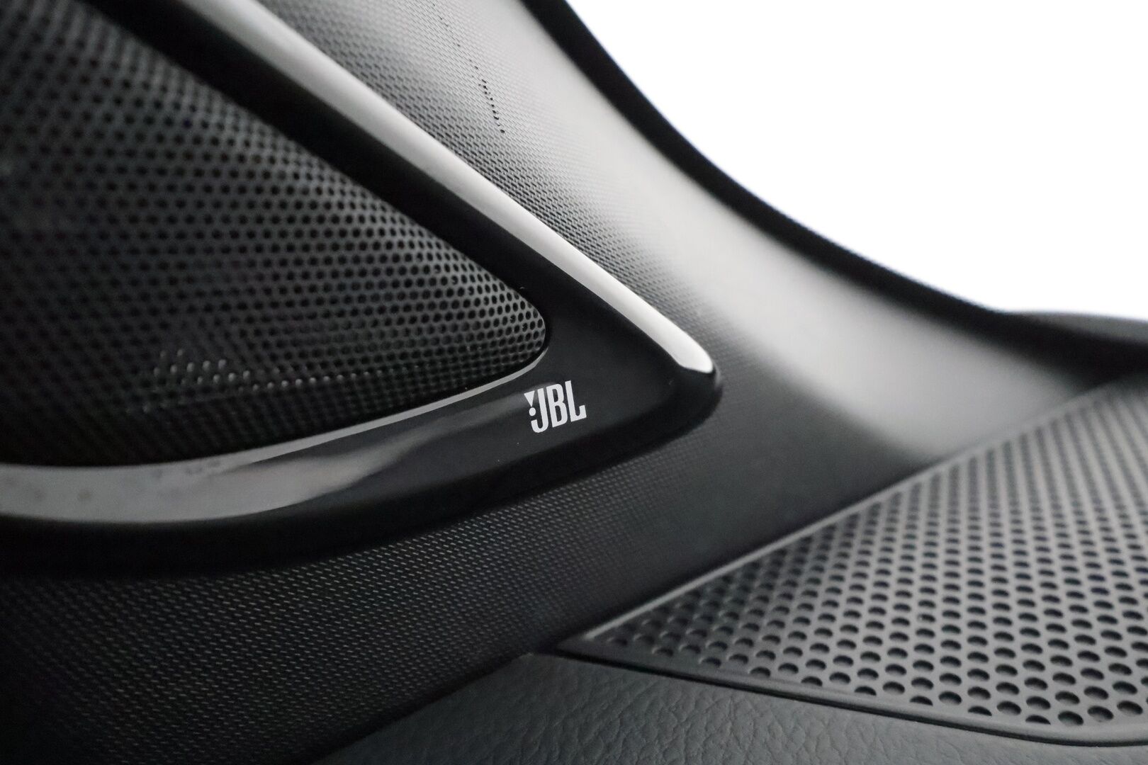 TOYOTA C-HR 2021 2,0 Hybrid GR Sport / Adapt.vakkari / JBL / P.kamera / Sporttipenkit / Apple&Android / Keyless