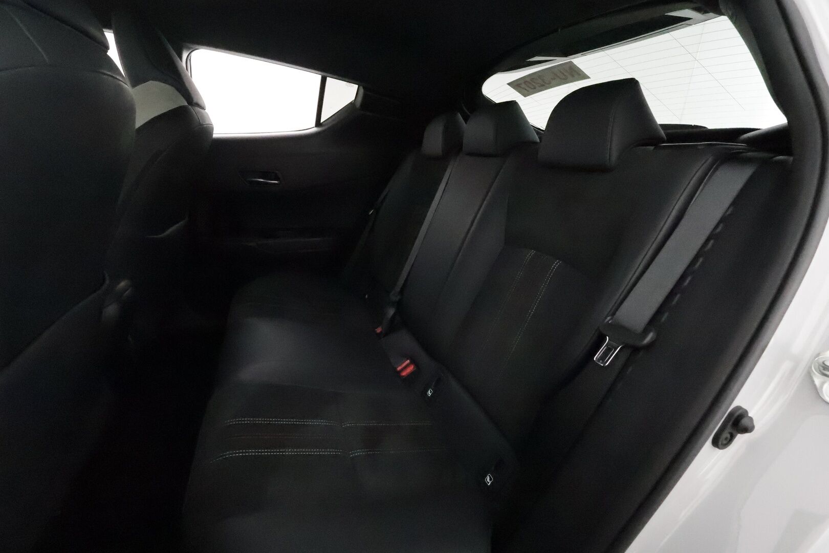 TOYOTA C-HR 2021 2,0 Hybrid GR Sport / Adapt.vakkari / JBL / P.kamera / Sporttipenkit / Apple&Android / Keyless