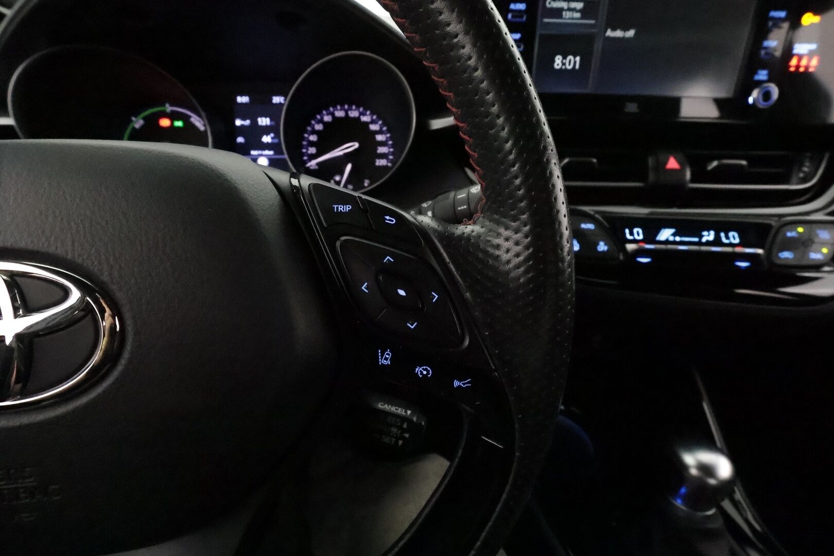 TOYOTA C-HR 2021 2,0 Hybrid GR Sport / Adapt.vakkari / JBL / P.kamera / Sporttipenkit / Apple&Android / Keyless