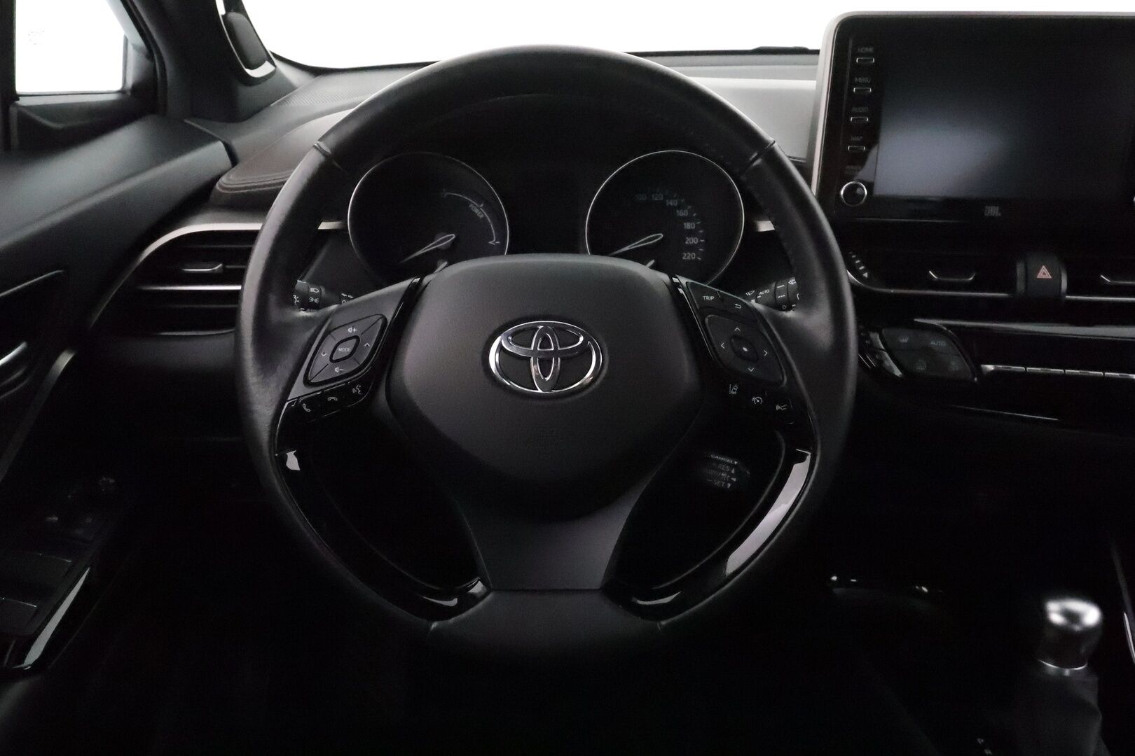 TOYOTA C-HR 2020 1,8 Hybrid Premium **Adapt.vakkari / JBL / Koukku / P.kamera / LED / KeylessGo / Ratinlämmitin / Puolinahat** - Merkkihuollettu / Apple&Android / Kahdet renkaat aluvanteilla