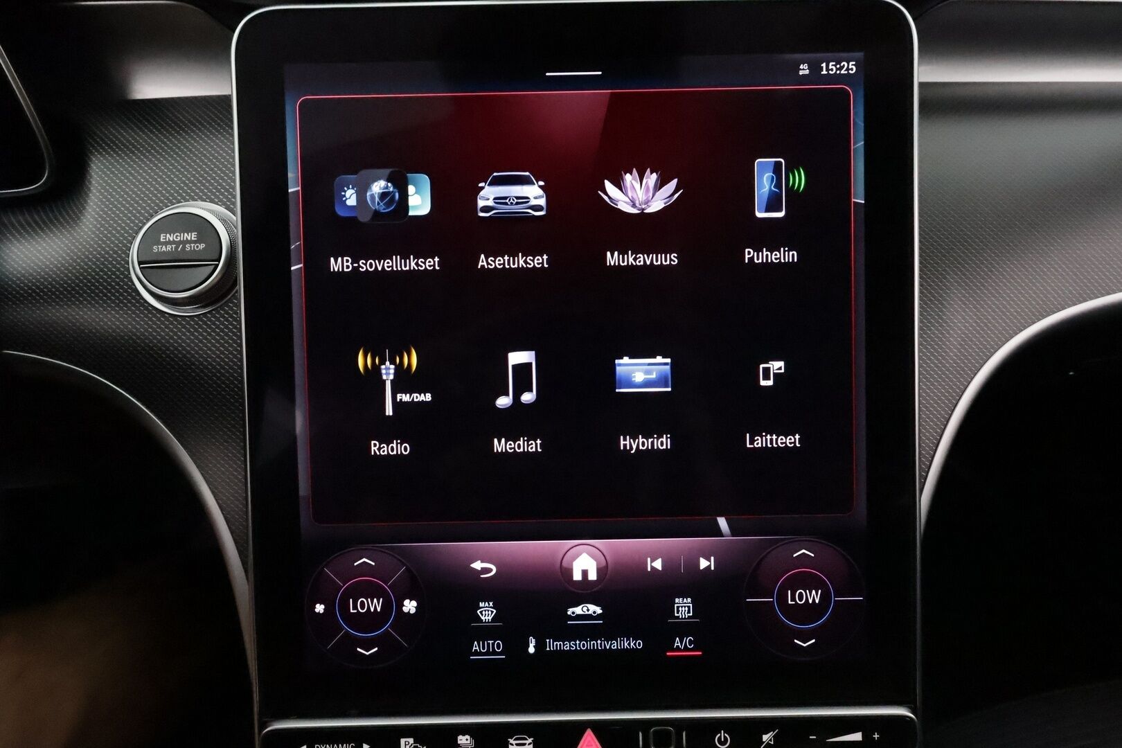 MERCEDES-BENZ C 2023 300 e T A - Distronic Pro / Vetokoukku / Peruutuskamera / Comand Navi / Vetokoukku / Puolinahkasisusta / LED High Perf / KATSO HINTA!