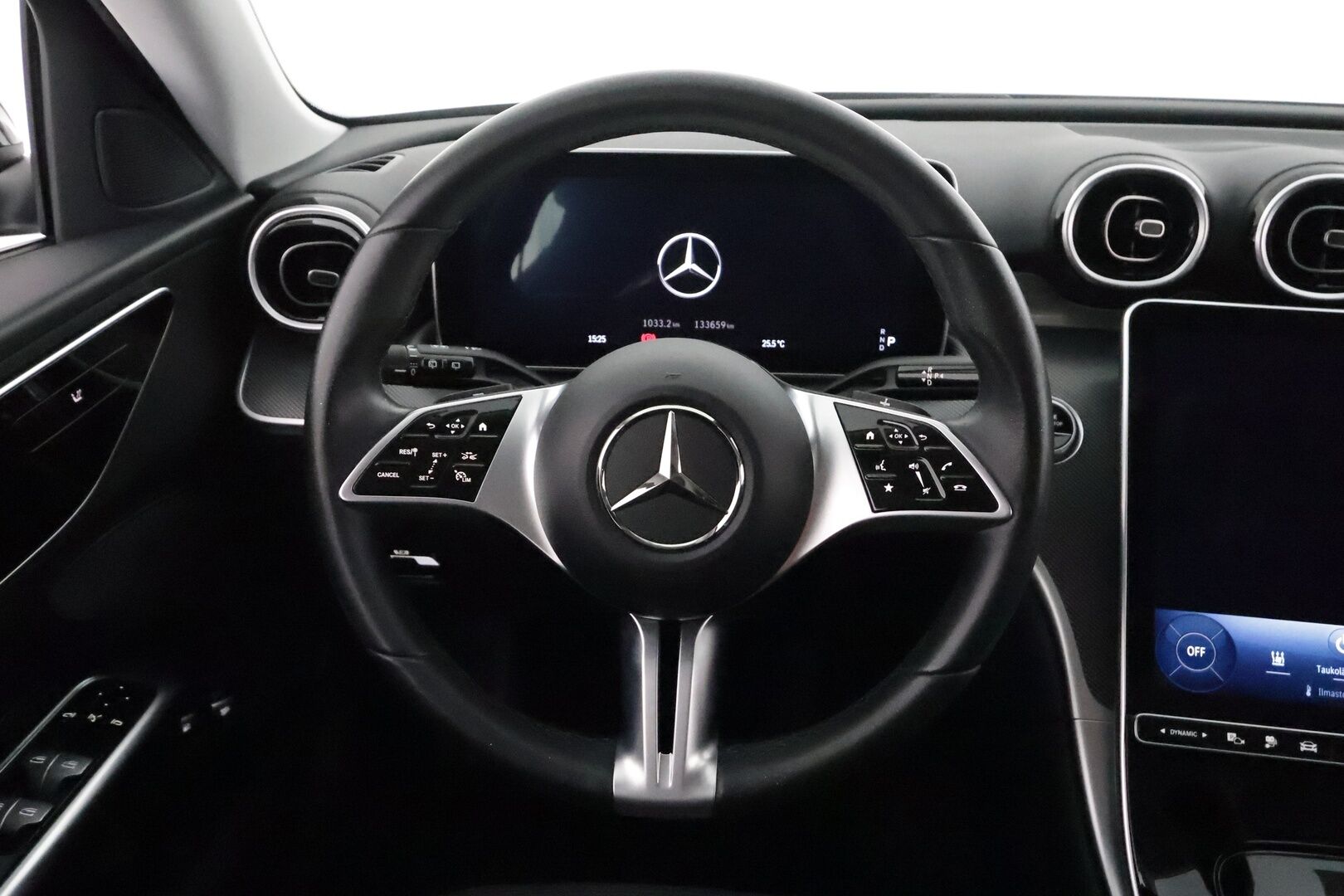 MERCEDES-BENZ C 2023 300 e T A - Distronic Pro / Vetokoukku / Peruutuskamera / Comand Navi / Vetokoukku / Puolinahkasisusta / LED High Perf / KATSO HINTA! - HULLUT JOULUT KORKOTARJOUS 2,49% 