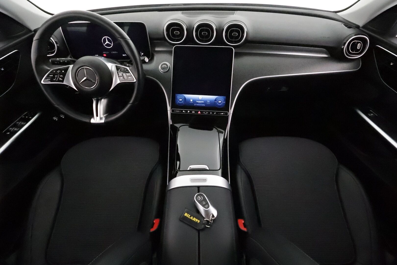 MERCEDES-BENZ C 2023 300 e T A - Distronic Pro / Vetokoukku / Peruutuskamera / Comand Navi / Vetokoukku / Puolinahkasisusta / LED High Perf / KATSO HINTA!