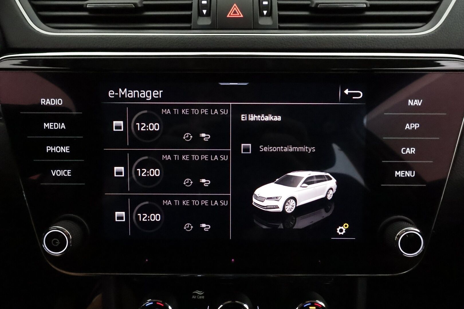 SKODA SUPERB 2021 Combi 1,4 TSI PHEV L&K iV DSG **Canton / Webasto / Koukku / Adapt.Vakkari / Matrix-LED / Muistinahat / P.kamera / Navi** - Merkkihuollettu!