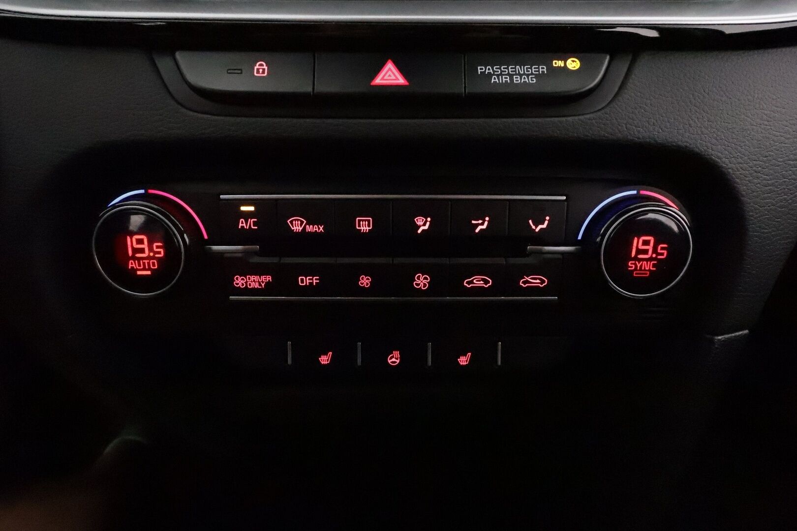 KIA CEED 2022 1,6 GDI Plug-In Hybrid EX SW DCT **Adapt.vakkari / P.kamera / LED / KeylessGo / Ratinlämmitin / Facelift** - Merkkiliikkeen huoltohistoria / Seuraava huolto vasta 05/2026 / 