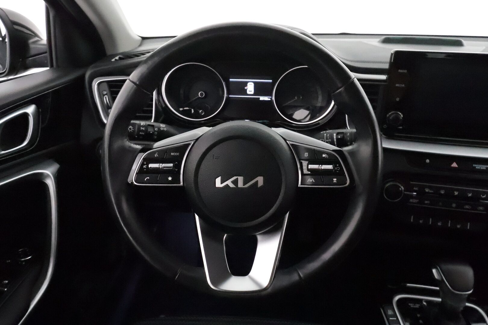 KIA CEED 2022 1,6 GDI Plug-In Hybrid EX SW DCT **Adapt.vakkari / P.kamera / LED / KeylessGo / Ratinlämmitin / Facelift** - Merkkiliikkeen huoltohistoria / Seuraava huolto vasta 05/2026 / 