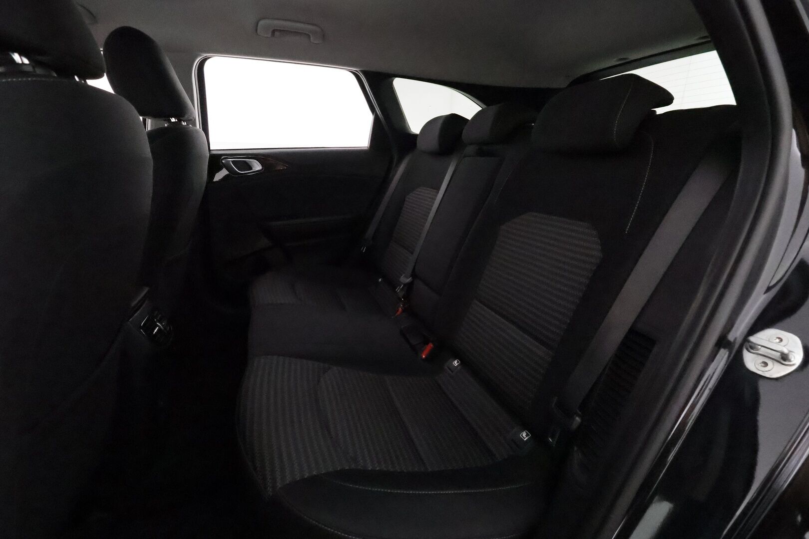 KIA CEED 2022 1,6 GDI Plug-In Hybrid EX SW DCT **Adapt.vakkari / P.kamera / LED / KeylessGo / Ratinlämmitin / Facelift** - Merkkiliikkeen huoltohistoria / Seuraava huolto vasta 05/2026 / 