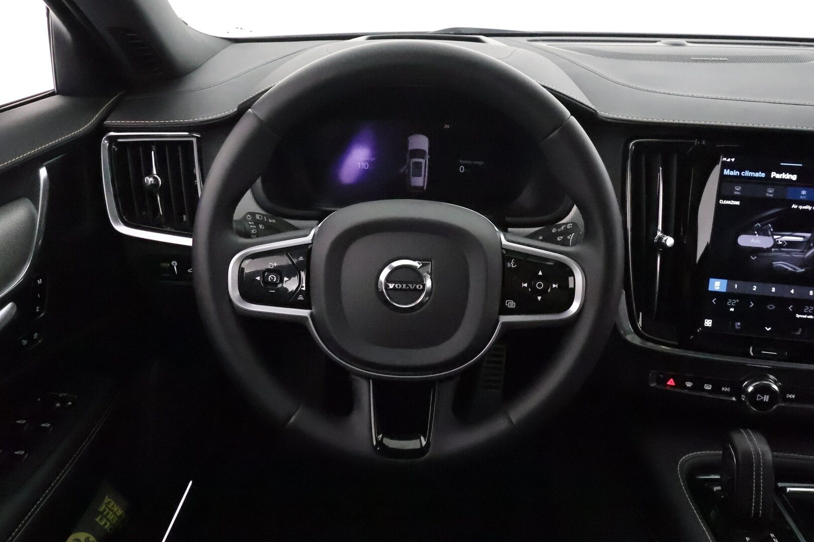 Volvo V90 2022 T8 AWD R-Design Long Range **Adapt.vakkari / Muistipenkit / 360.kamera / Panorama / H&K / Koukku / Full LED / Navi** - 3,99 % KORKOTARJOUS TÄHÄN AUTOON - Akku kuntotarkastettu / Merkkihuollettu / Sporttinahat / Digimittaristo / Facelift / Sähköluukku / Penkinlämmittimet takana