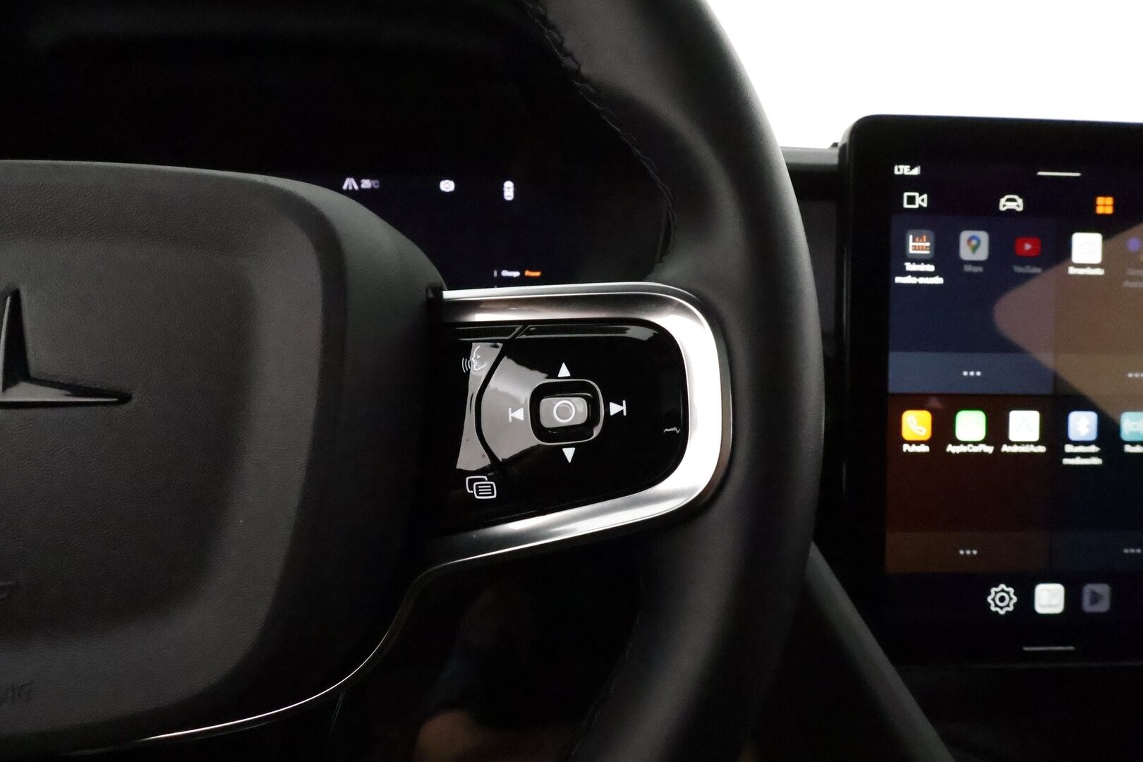 POLESTAR 2 2024 Long range Dual motor, 310kW, 82kWh - 3,99 % KORKOTARJOUS TÄHÄN AUTOON - Lämpöpumppu / Pilot&Plus / Harman&Kardon / Pixel LED / Lasikatto / 360-Kamera / Muistipenkki / Adapt.Vakkari / Huippuvarusteet!