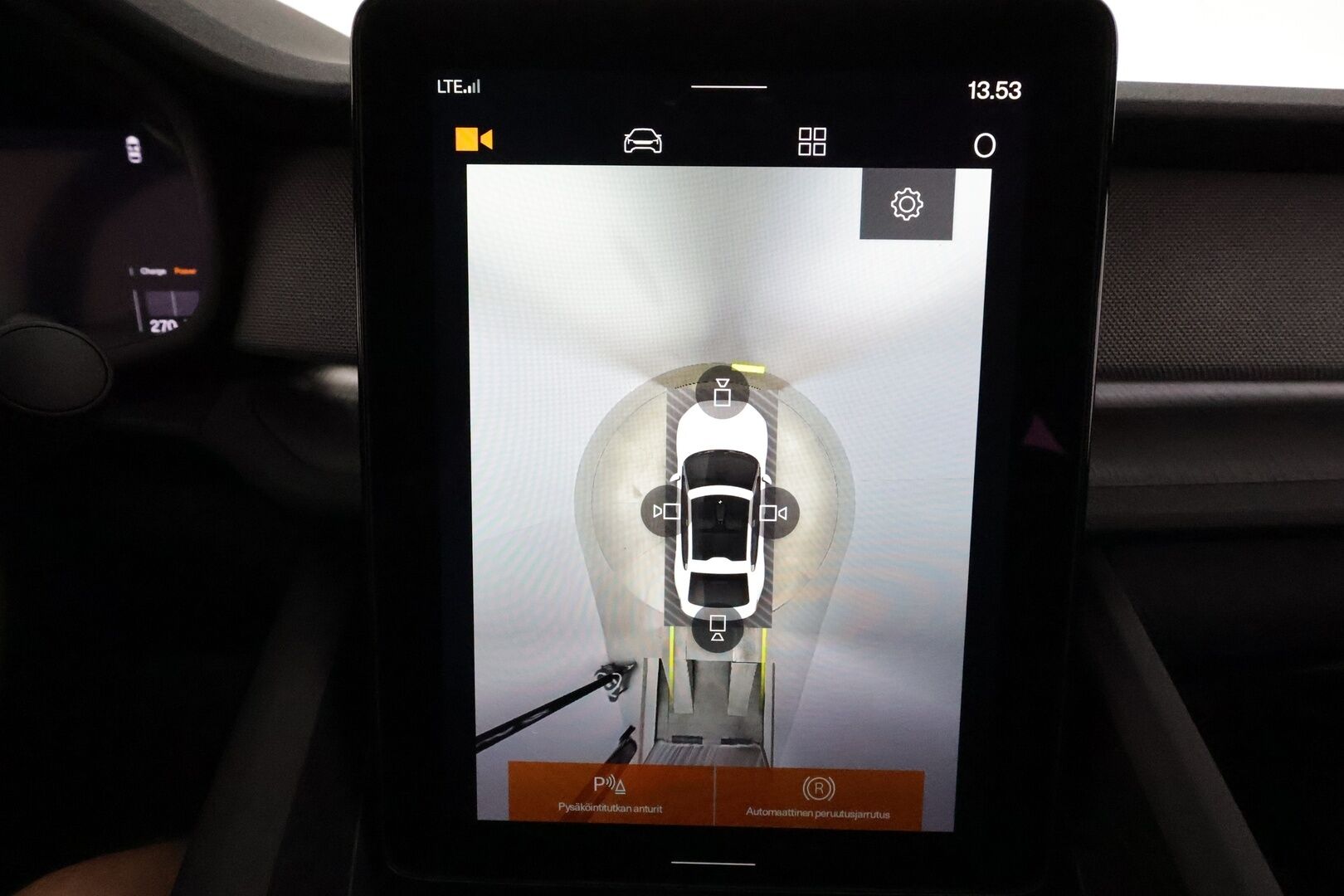 POLESTAR 2 2024 Long range Dual motor, 310kW, 82kWh - 3,99 % KORKOTARJOUS TÄHÄN AUTOON - Lämpöpumppu / Pilot&Plus / Harman&Kardon / Pixel LED / Lasikatto / 360-Kamera / Muistipenkki / Adapt.Vakkari / Huippuvarusteet!