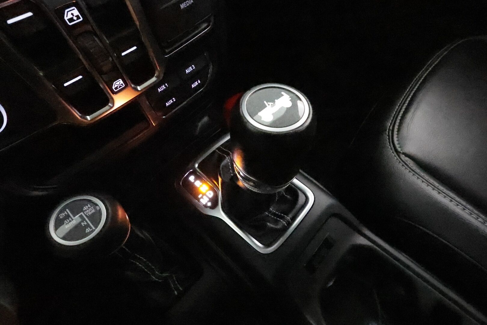 JEEP WRANGLER 2021 Unlimited 2.0 PHEV AT8 4x4 **Adapt.vakkari / Alpine Audio / 180.kamera / Nahkaverhoilu / Navi / KeylessGo / LED** - 2,99 % KORKOTARJOUS TÄHÄN AUTOON - 