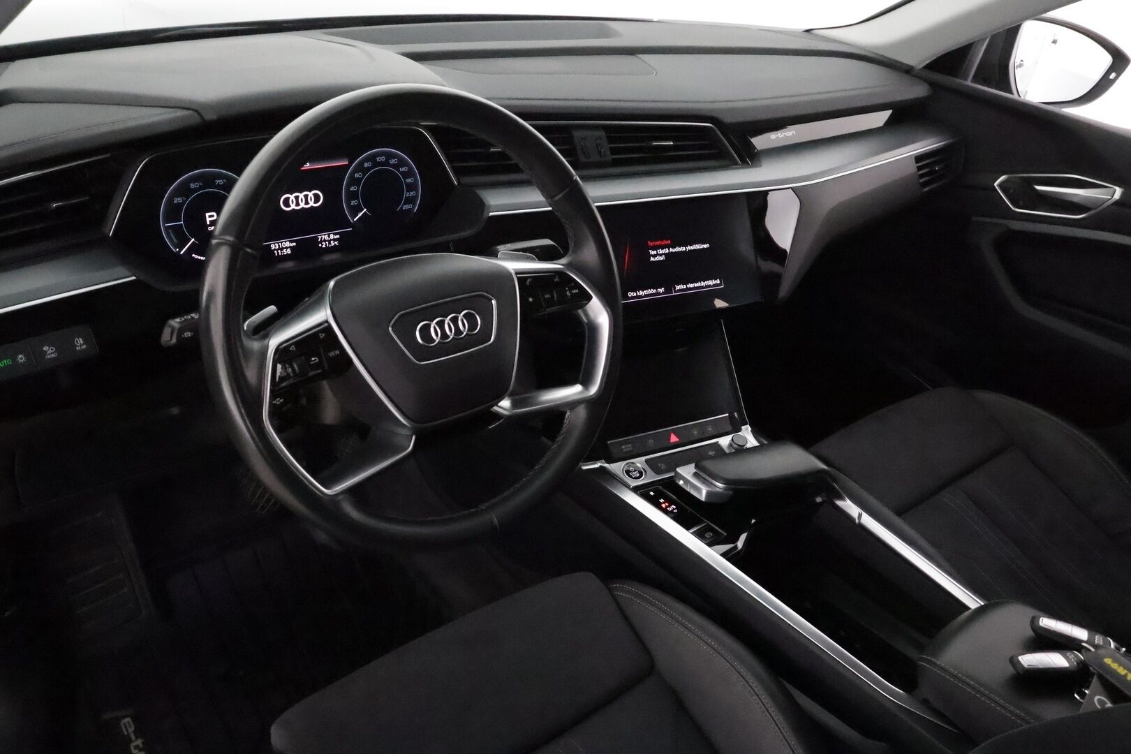 AUDI Q8 E-TRON 2024 50 Sportback **Adapt.vakkari / Bang&Olufsen / Muistipenkki / P.kamera / Digimittaristo / Puolinahat / Ilma-alusta** - 3,99 % KORKOTARJOUS TÄHÄN AUTOON - Akku kuntotarkastettu / Sähköluukku / Kahdet renkaat aluvanteilla / Merkkihuollettu