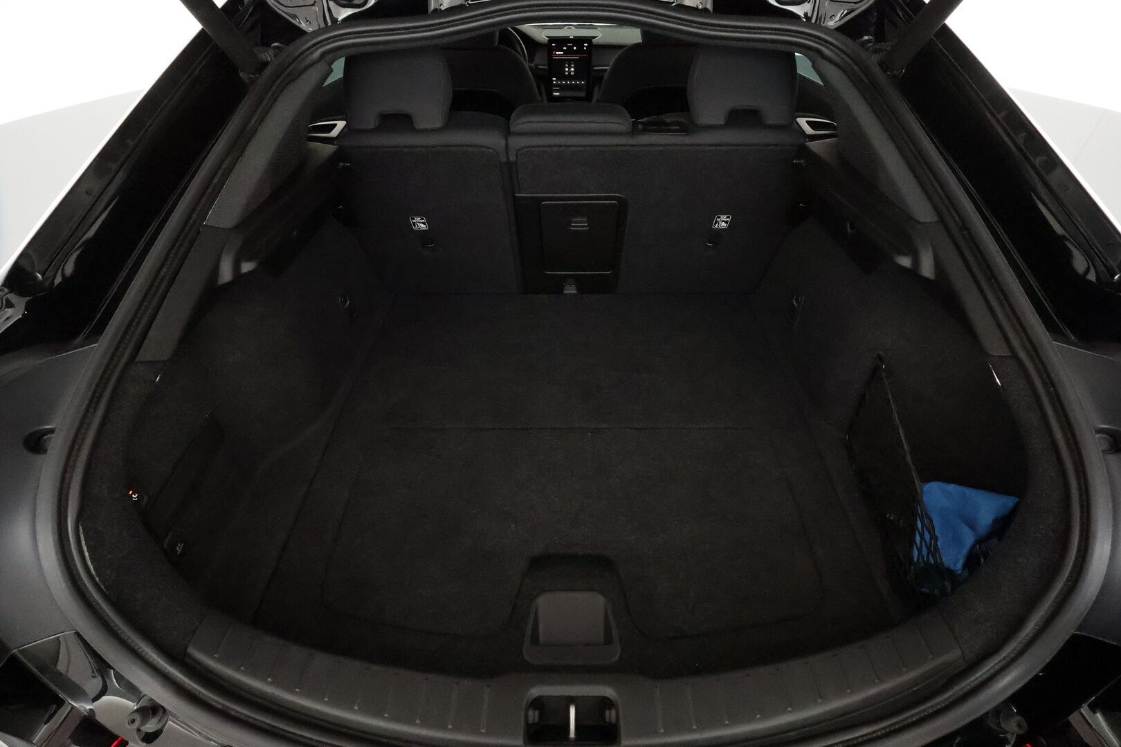 POLESTAR 2 2021 Long Range Dual Motor **Plus&Pilot / Lasikatto / Pixel-LED / Adapt.Vakkari / H&K / 360° / Koukku** - Kahdet Renkaat