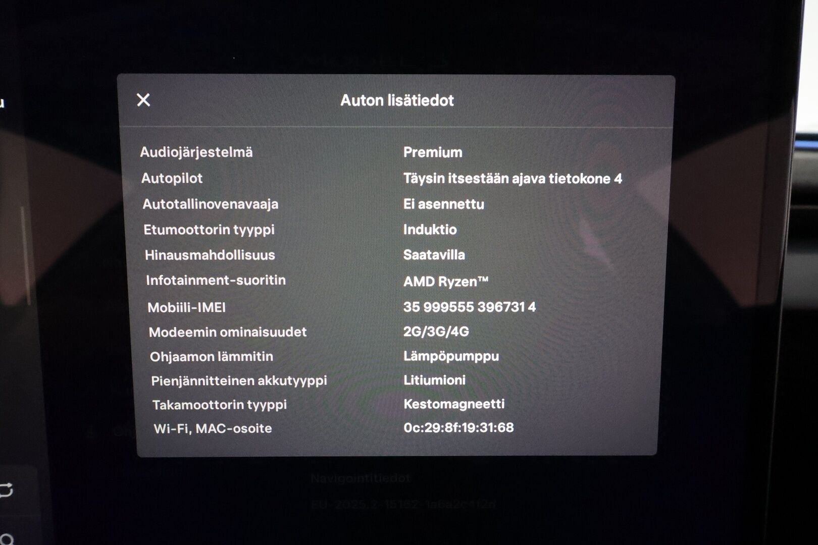 TESLA MODEL 3 2024 Long Range AWD Highland **Lasikatto / Lämpöpumppu / Koukku / Adapt.Vakkari / Matrix-LED / P.kamera / Muistipenkki** - 3,99 % KORKOTARJOUS TÄHÄN AUTOON - Kahdet Renkaat