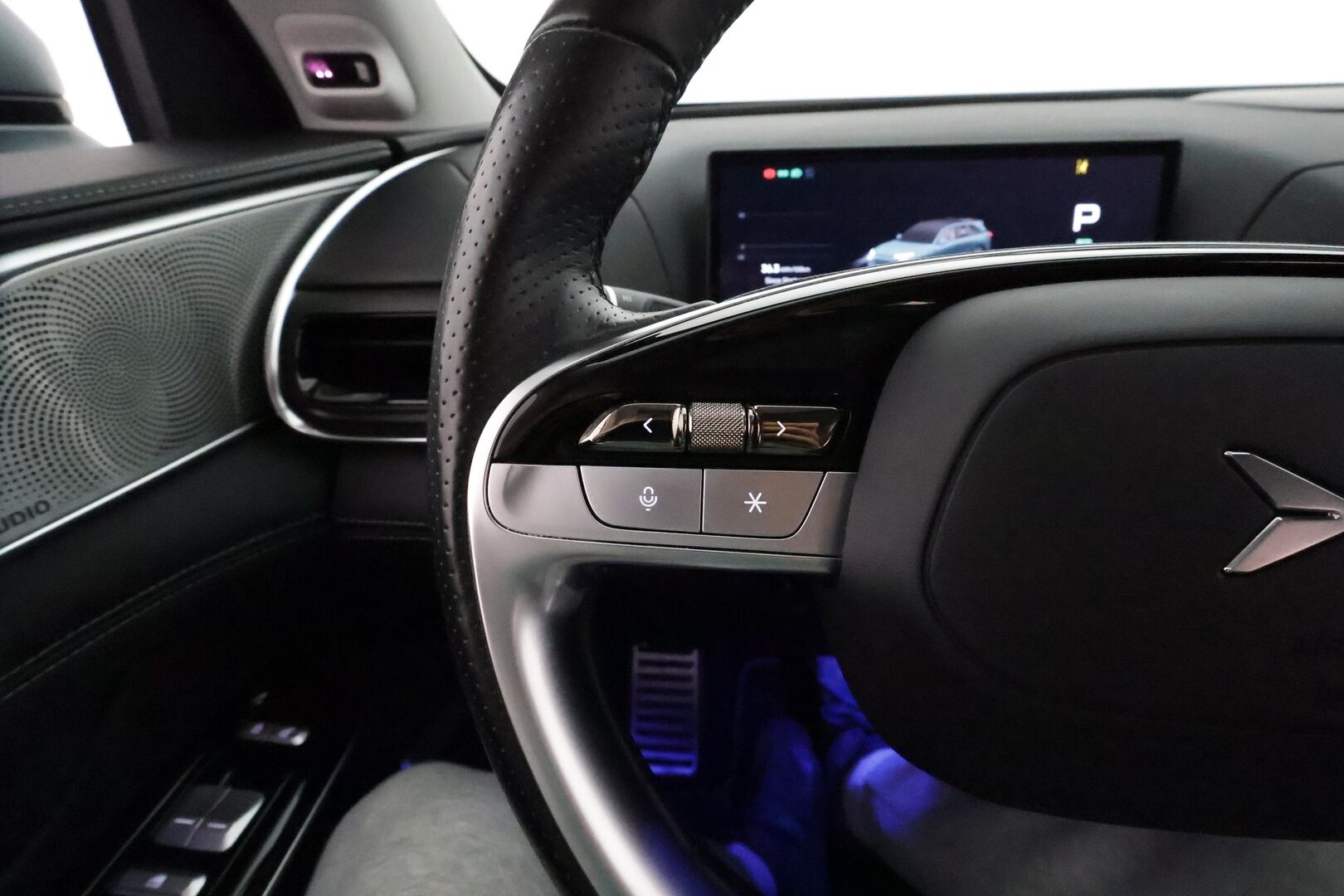 XPENG G9 2024 AWD Performance 7V TAKUU! *Erikoisväri / Koukku / Dynaudio / 360° / Ilma-alusta / Panorama / Ilmastoidut & Hierovat Sähkönahat* - Akku kuntotarkastettu / Adapt.Vakkari / Soft-Close / Lämpöpumppu / Xpilot 2.5 / Dolby Atmos