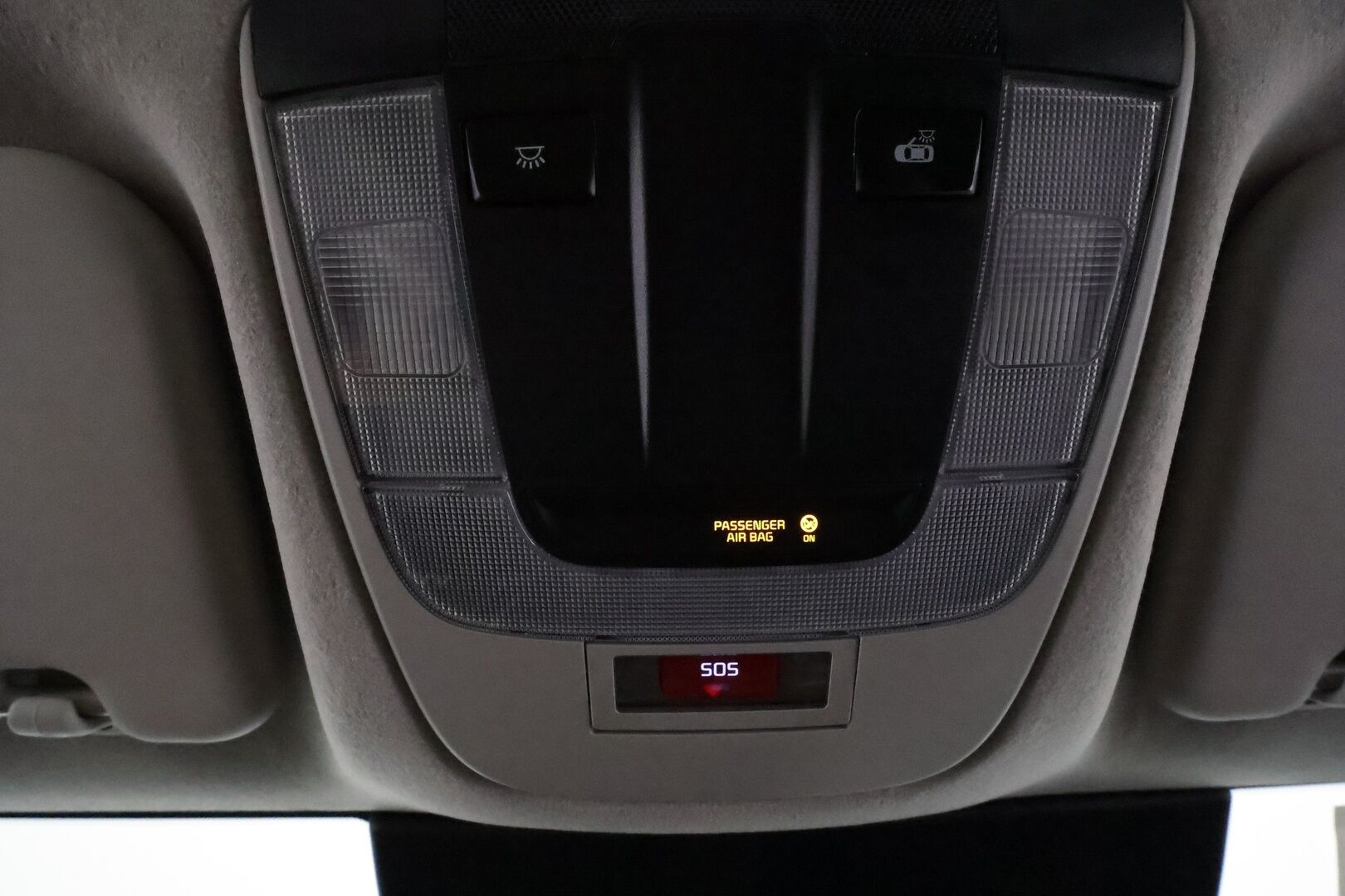 KIA NIRO 2023 64kWh 204hv Electric **Adapt.vakkari / P.kamera / Koukku / Digimittaristo / LED / Puolinahat / KeylessGo** - Akku kuntotarkastettu / Kahdet renkaat aluvanteilla / Merkkihuollettu / Ratinlämmitin