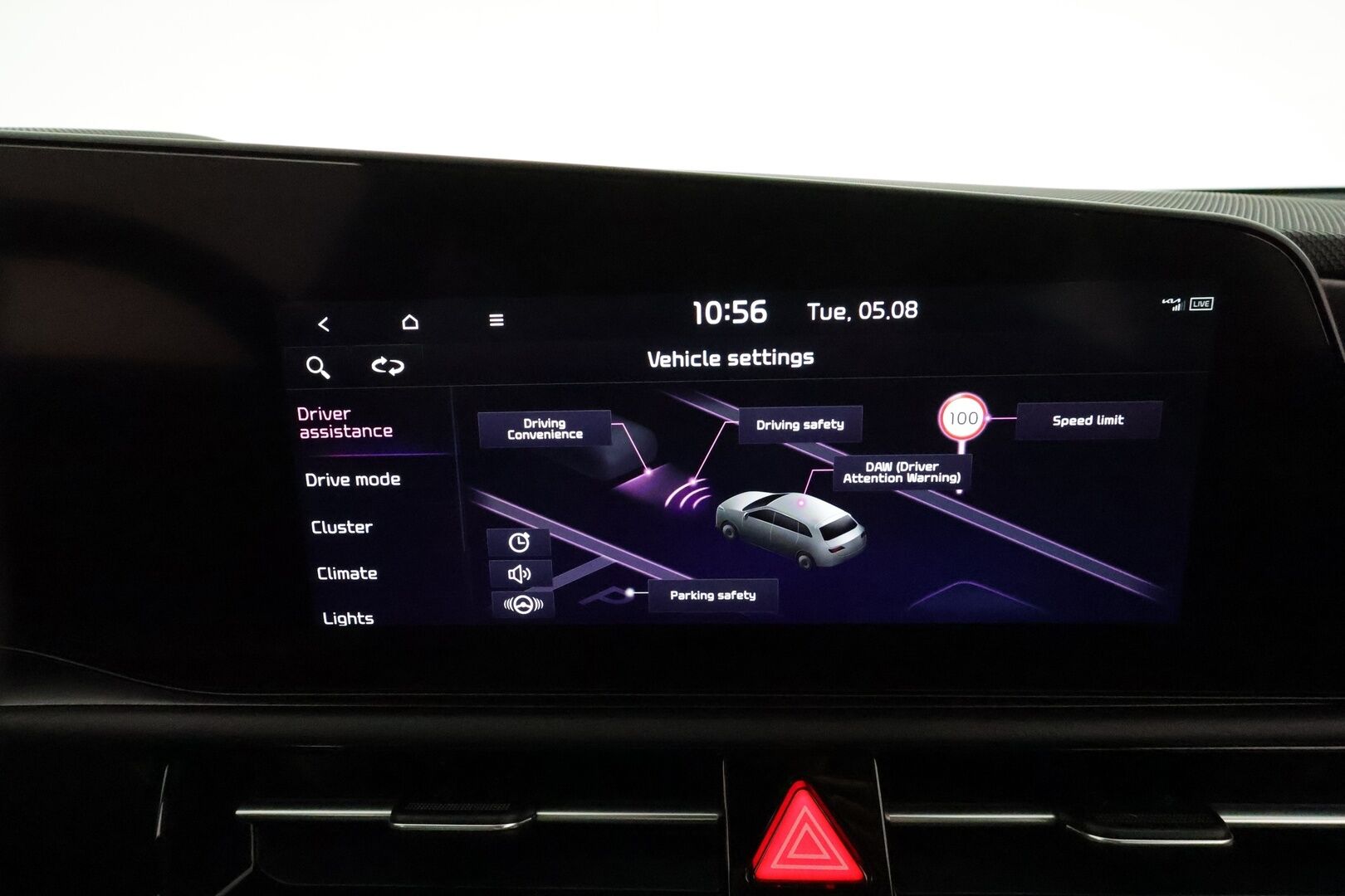 KIA NIRO 2023 64kWh 204hv Electric **Adapt.vakkari / P.kamera / Koukku / Digimittaristo / LED / Puolinahat / KeylessGo** - 3,99% KORKOTARJOUS TÄHÄN AUTOON 21.9. ASTI - Akku kuntotarkastettu / Kahdet renkaat aluvanteilla / Merkkihuollettu / Ratinlämmitin