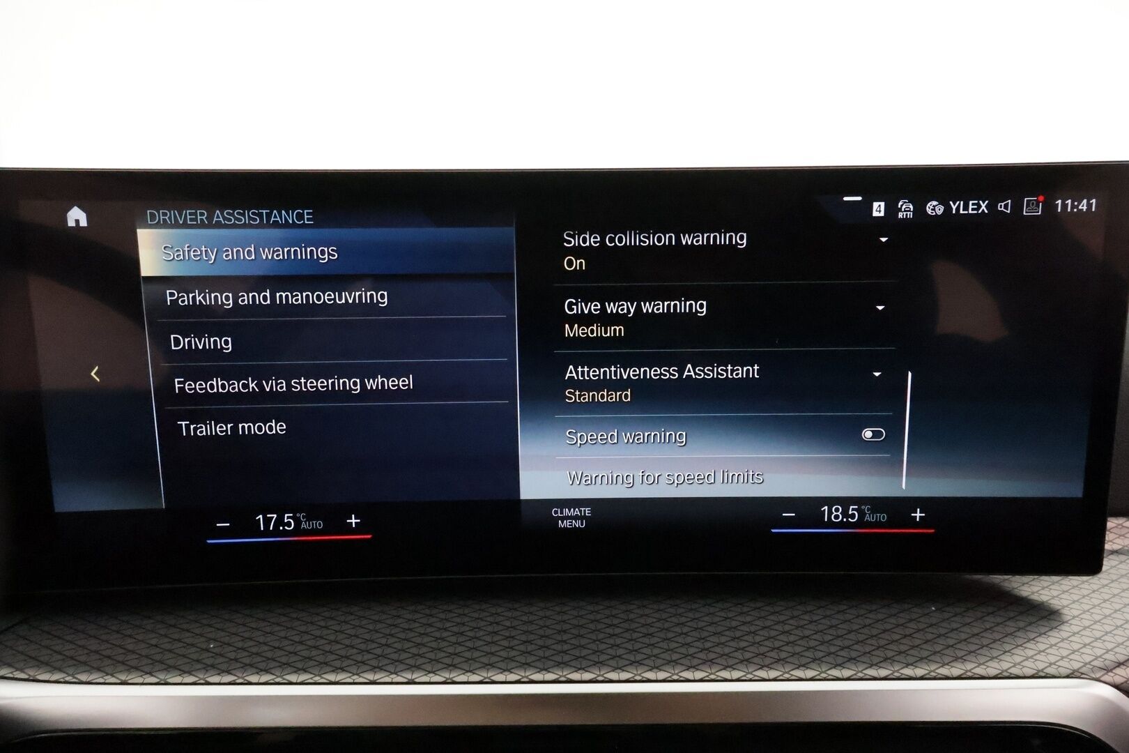 BMW I4 2022 eDrive40 M-Sport **Koukku / Adapt.Vakkari / HiFi / Laser-LED / 360° / Sporttipenkit / Widescreen / Navi / HUD** - 3,99 % KORKOTARJOUS TÄHÄN AUTOON - Akku kuntotarkastettu / 2x Latauskaapelit / Merkkihuollettu!
