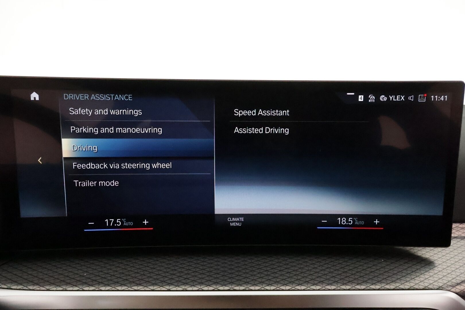 BMW I4 2022 eDrive40 M-Sport **Koukku / Adapt.Vakkari / HiFi / Laser-LED / 360° / Sporttipenkit / Widescreen / Navi / HUD** - 3,99 % KORKOTARJOUS TÄHÄN AUTOON - Akku kuntotarkastettu / 2x Latauskaapelit / Merkkihuollettu!