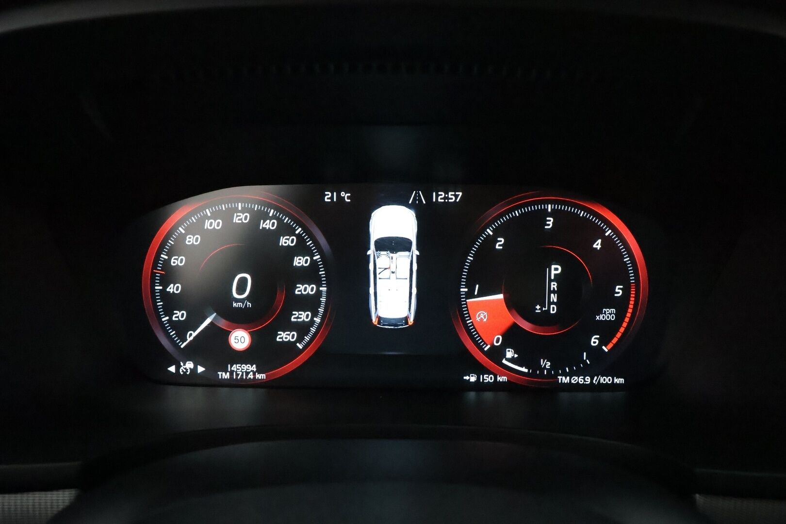 Volvo V90 2017 D4 AWD Inscription aut **Webasto / Koukku / Adapt.Vakkari / Full-LED / P.kamera / Sporttipenkki Muistilla / Navi** - 3,99 % KORKOTARJOUS TÄHÄN AUTOON - Kahdet Renkaat