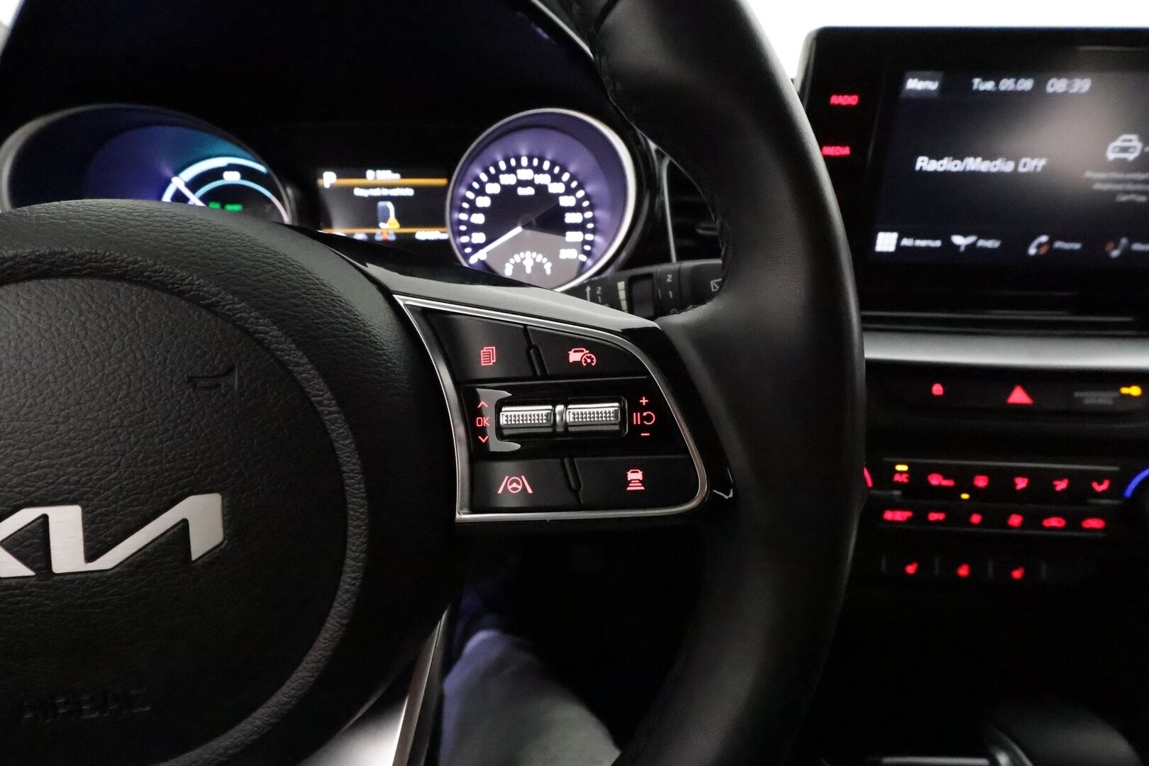 KIA CEED 2022 1,6 GDI Plug-In Hybrid EX SW DCT **Adapt.vakkari / P.kamera / Apple&Android / Ratinlämmitin / LED / KeylessGo** - Merkkihuollettu