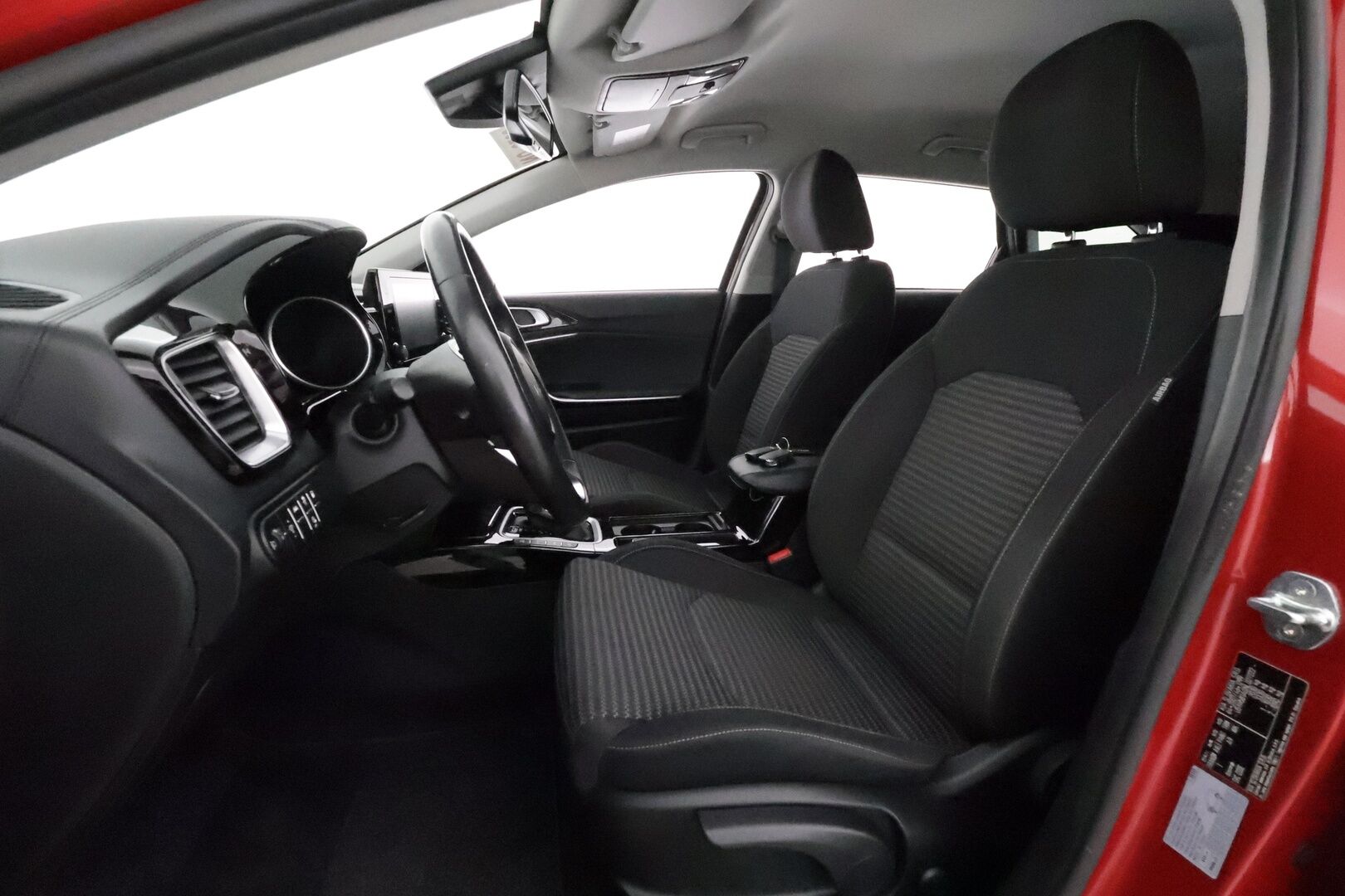 KIA CEED 2022 1,6 GDI Plug-In Hybrid EX SW DCT **Adapt.vakkari / P.kamera / Apple&Android / Ratinlämmitin / LED / KeylessGo** - Merkkihuollettu