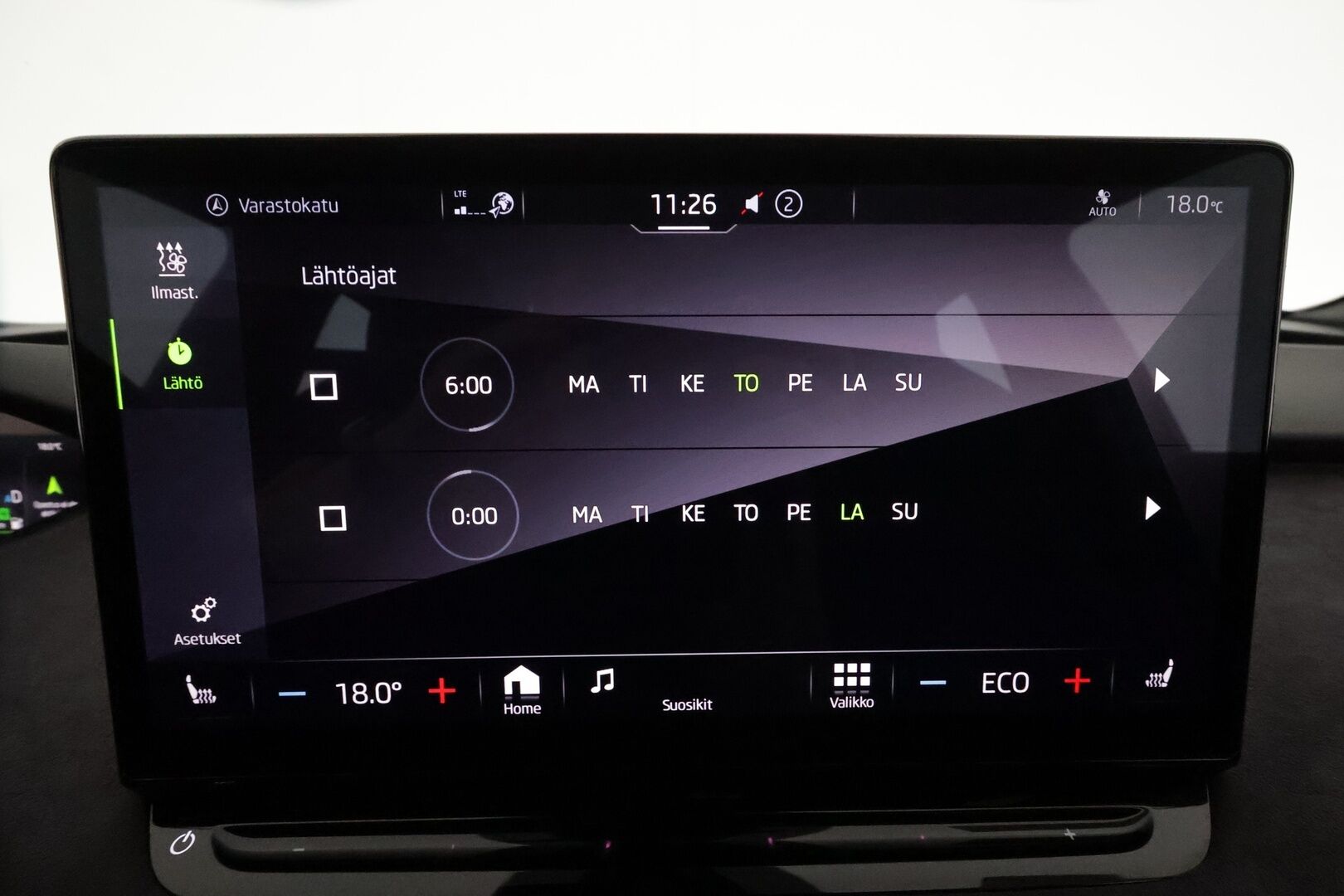 SKODA ENYAQ 2023 Coupe 80x 4x4 RS iV **Lämpöpumppu / Koukku / ACC / Matrix-LED / Muistipenkki / P.kamera / Navi / Kaistavahti / Keyless** - 3,99 % KORKOTARJOUS TÄHÄN AUTOON - Akku kuntotarkastettu / **HYVILLÄ KAMOILLA**