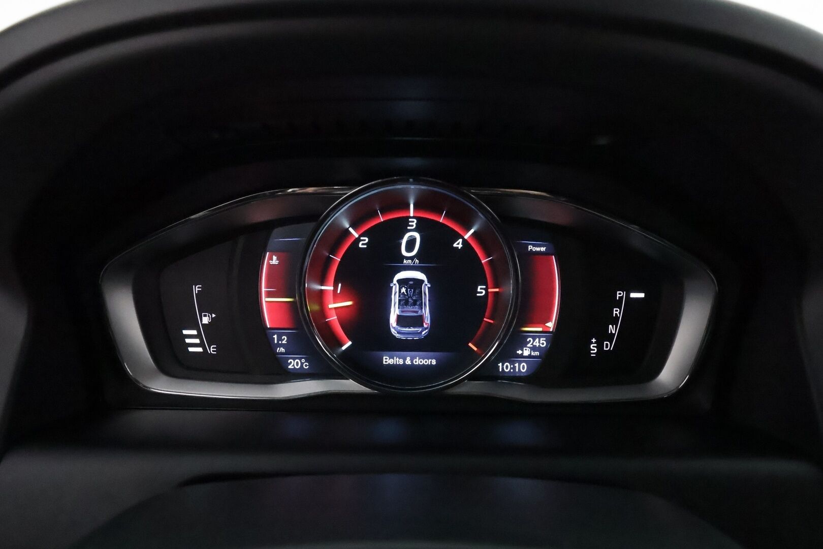 Volvo XC60 2016 D4 AWD R-Design aut **Panorama / Webasto / Adapt.Vakkari / P.Kamera / Xenon / Muistipenkki / Navi / Kaistavahti** - Kahdet Renkaat / **HYVILLÄ KAMOILLA**