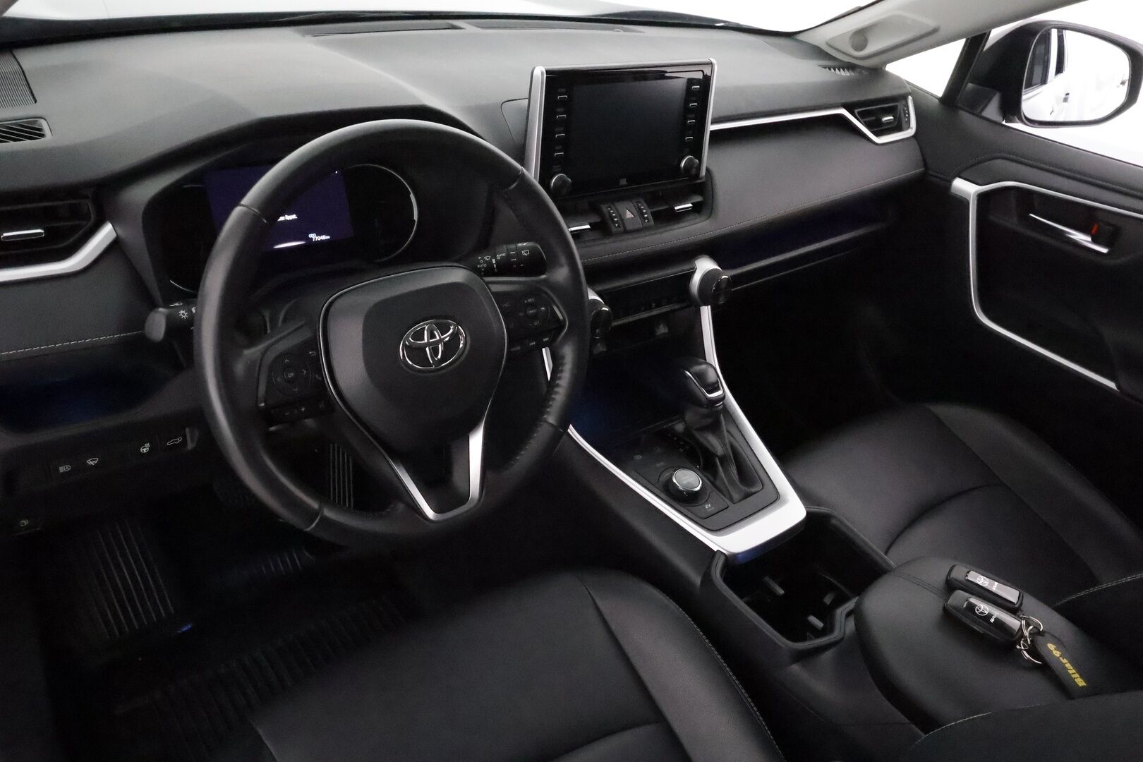 TOYOTA RAV4 2022 Hybrid 2,5 AWD-i Premium *JBL / ACC / LED-valot / Kamera / Muistipenkki / Kaistavahti / Keyless* - 3,99 % KORKOTARJOUS TÄHÄN AUTOON - Facelift / Kahdet OEM vanteet 