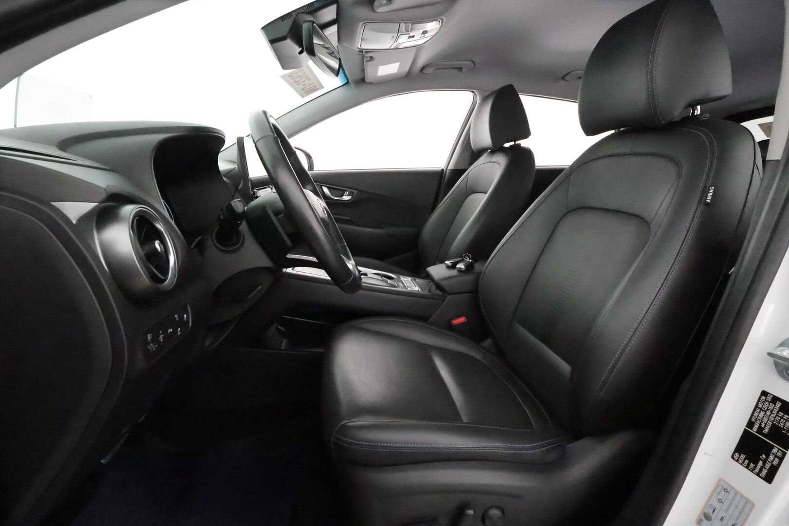 HYUNDAI KONA 2022 electric 64 kWh 204 hv Style **Adapt.vakkari / KRELL / HUD / Lämpöpumppu / P.kamera / Digimittaristo / Sähköpenkit / LED**