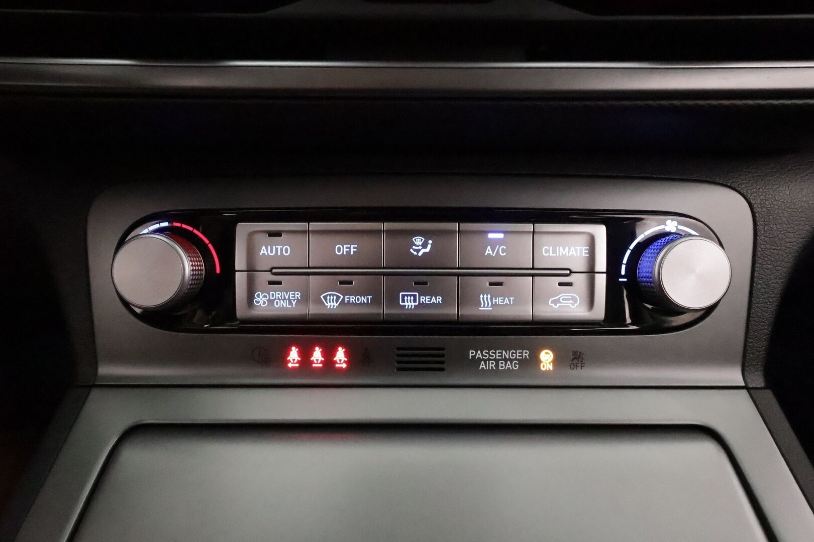 HYUNDAI KONA 2022 electric 64 kWh 204 hv Style **Adapt.vakkari / KRELL / HUD / Lämpöpumppu / P.kamera / Digimittaristo / Sähköpenkit / LED**