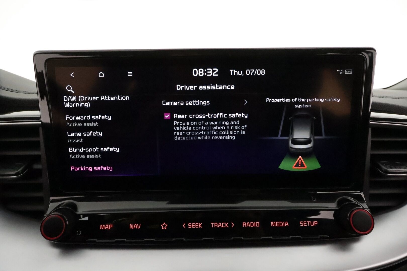 KIA CEED 2022 1,6 GDI Plug-In Hybrid Business Premium SW DCT **Adapt.vakkari / P.kamera / LED / Puolinahat / Apple&Android** - Merkkihuollettu / Kahdet renkaat aluvanteilla / Sähköluukku 