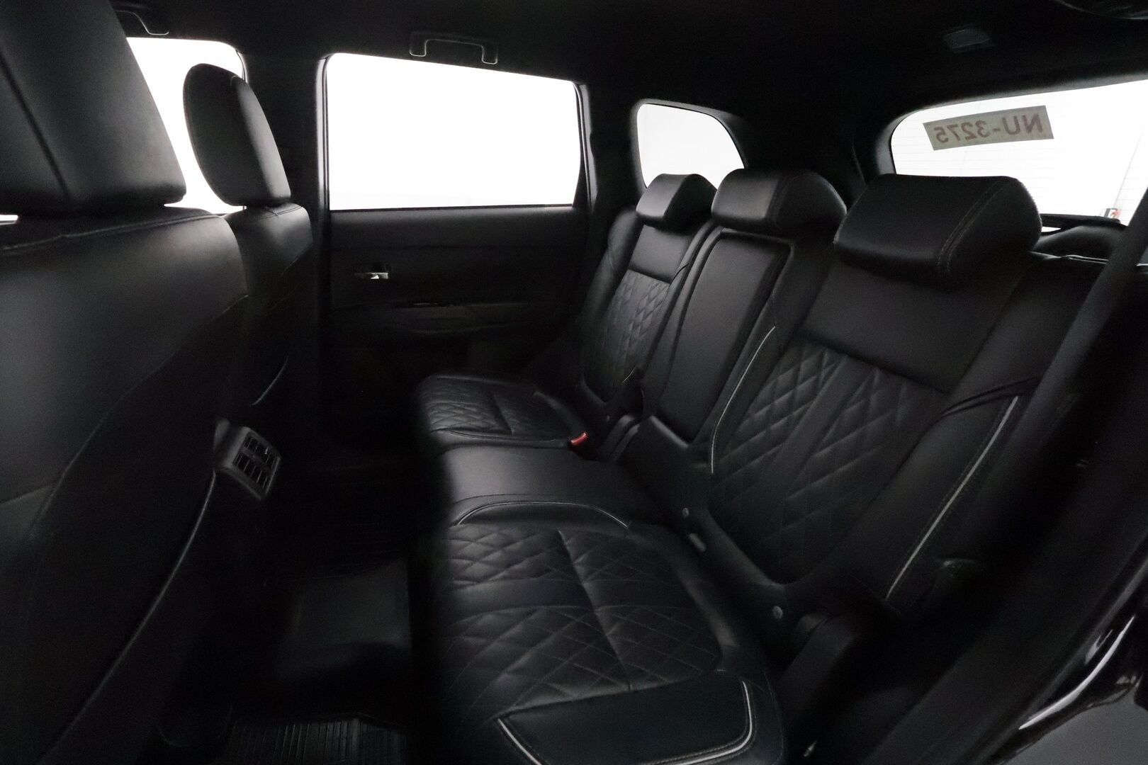MITSUBISHI OUTLANDER PHEV 2020 Business X 4WD 5P **Power / Adapt.Vakkari / LED-valot / 360° / Kaistavahti / Katveavustin / Timantti Nahkaverhoilu** - 2x Latauskaapelit / Kahdet Renkaat