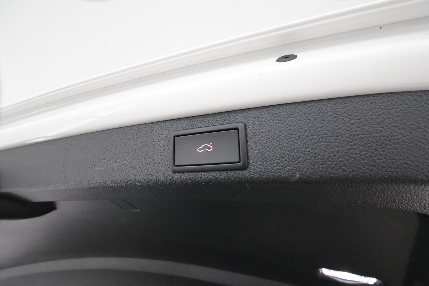 SKODA SUPERB 2021 Combi 1,4 TSI PHEV L&K iV DSG **Webasto / Koukku / Canton / ACC / Matrix-LED / P.Kamera / Ilmastoidut Muistinahat** - 2x Latauskaapelit / Kahdet Renkaat / **HYVILLÄ KAMOILLA**