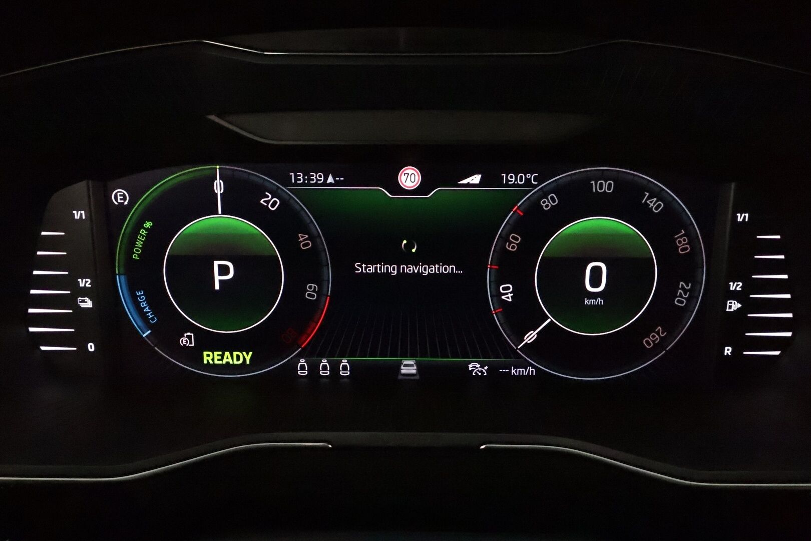 SKODA SUPERB 2021 Combi 1,4 TSI PHEV L&K iV DSG **Webasto / Koukku / Canton / ACC / Matrix-LED / P.Kamera / Ilmastoidut Muistinahat** - 2x Latauskaapelit / Kahdet Renkaat / **HYVILLÄ KAMOILLA**