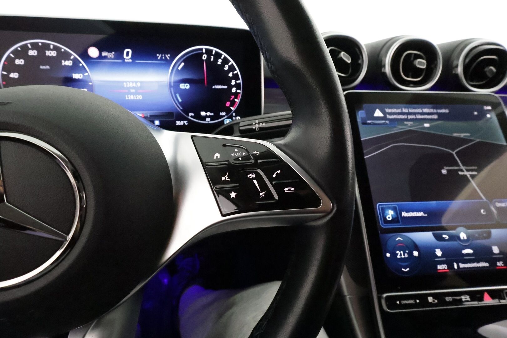 MERCEDES-BENZ C 2022 300 e T A Business **Distronic+ / Koukku / LED-High Performance / P.Kamera / Digimittaristo / Kaistavahti / Navi** - Juuri huollettu! / 2x Latauskaapelit / Michelinin kesärenkaat ja uudet nastat! / Särmät huollot - HULLUT BLACKWEEK JATKOT - KORKOTARJOUS 2,49%