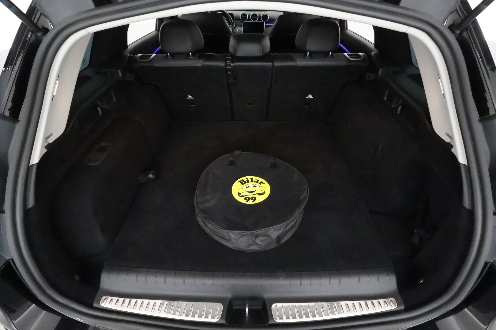 MERCEDES-BENZ C 2022 300 e T A Business **Distronic+ / Koukku / LED-High Performance / P.Kamera / Digimittaristo / Kaistavahti / Navi** - Juuri huollettu! / 2x Latauskaapelit / Michelinin kesärenkaat ja uudet nastat! / Särmät huollot - HULLUT BLACKWEEK JATKOT - KORKOTARJOUS 2,49%