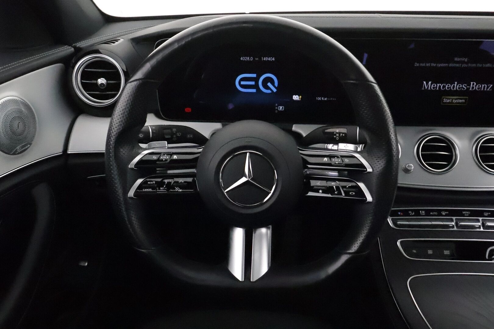 MERCEDES-BENZ E 2021 300 de Edition 4MATIC T AMG **Distronic+ / Burmester / Multibeam / 360° /  Sporttipenkit Muistilla / Widescreen / HUD** - 3,99 % KORKOTARJOUS TÄHÄN AUTOON 31.8. ASTI! - Kahdet Renkaat / Panorama / **HUIPPU KAMOILLA**