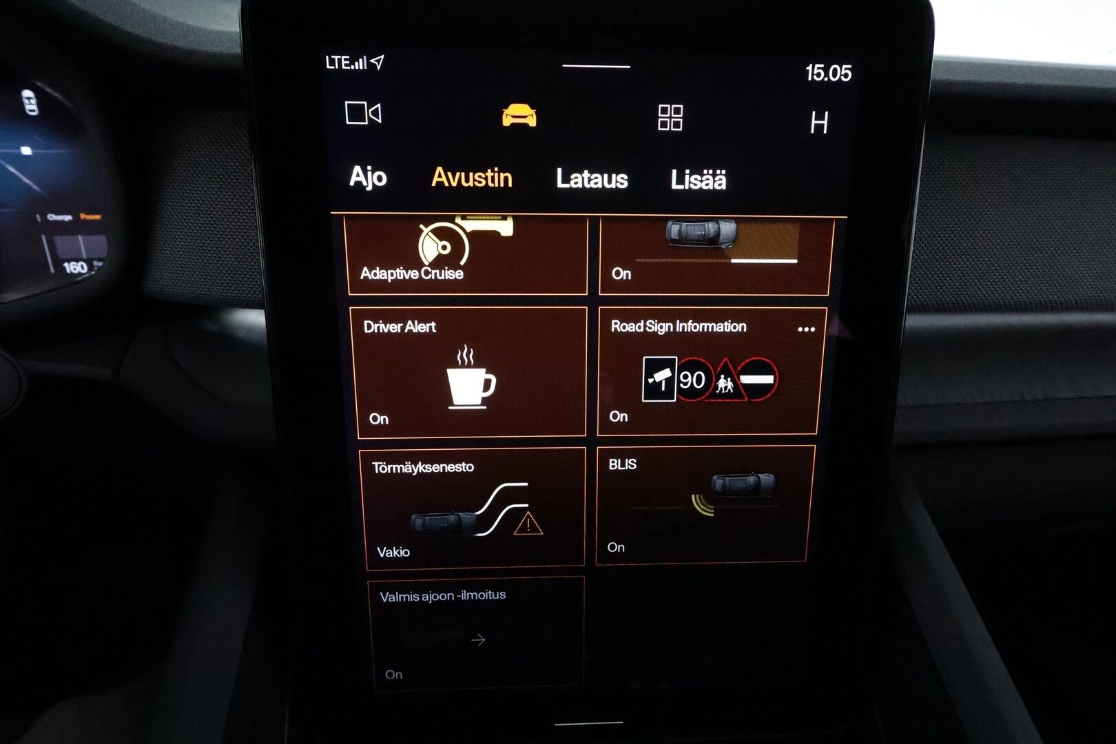 POLESTAR 2 2023 Long Range Dual Motor **Lämpöpumppu / Adapt.vakkari / H&K / Muistipenkki / 360° / Lasikatto / LED / Navi** - 3,99 % KORKOTARJOUS TÄHÄN AUTOON 31.8. ASTI! - Penkinlämmittimet takana / Ratinlämmitin