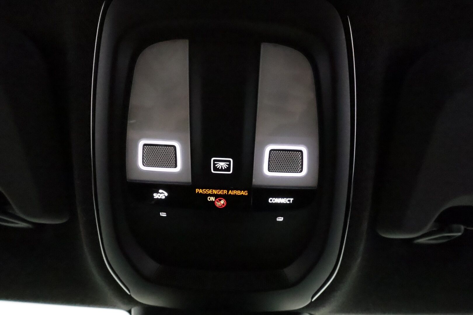 POLESTAR 2 2023 Long Range Dual Motor **Lämpöpumppu / Adapt.vakkari / H&K / Muistipenkki / 360° / Lasikatto / LED / Navi** - 3,99 % KORKOTARJOUS TÄHÄN AUTOON 31.8. ASTI! - Penkinlämmittimet takana / Ratinlämmitin
