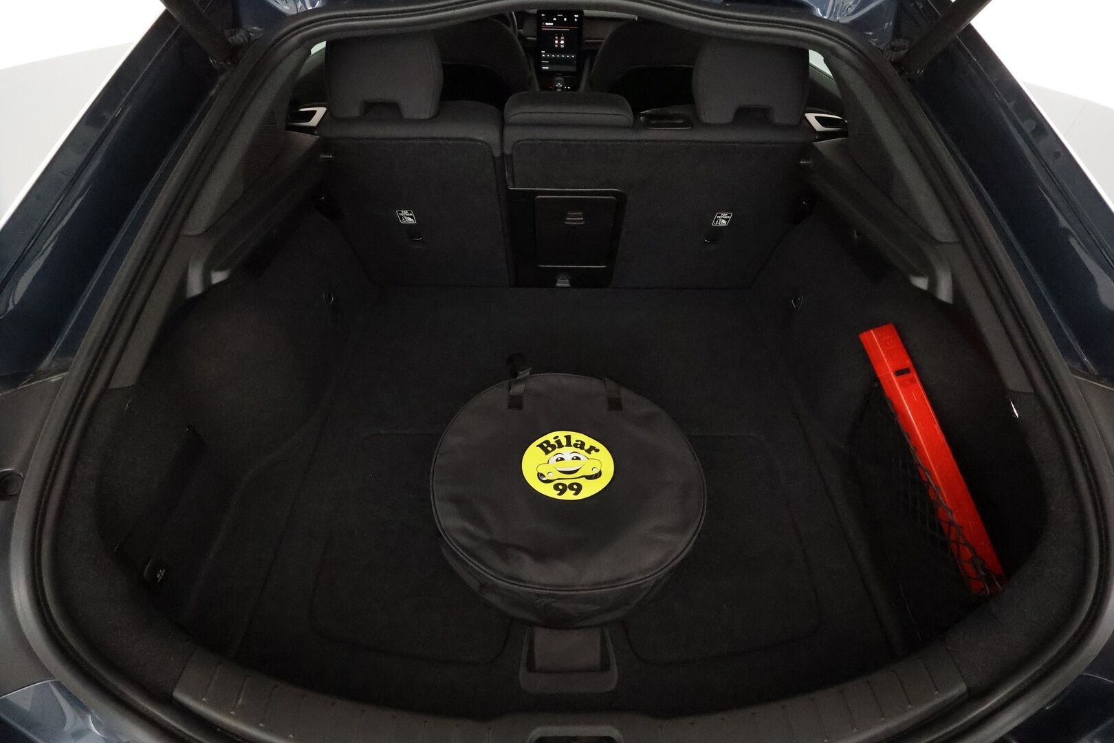 POLESTAR 2 2023 Long Range Dual Motor *Lasikatto / LED-valot / ACC / H&K / Sporttipenkki Muistilla / 360° Kamera** - 3,99 % KORKOTARJOUS TÄHÄN AUTOON 31.8. ASTI! - Hyvät varusteet / Puhdas CarVertical / Lämpöpumpullinen / ALV