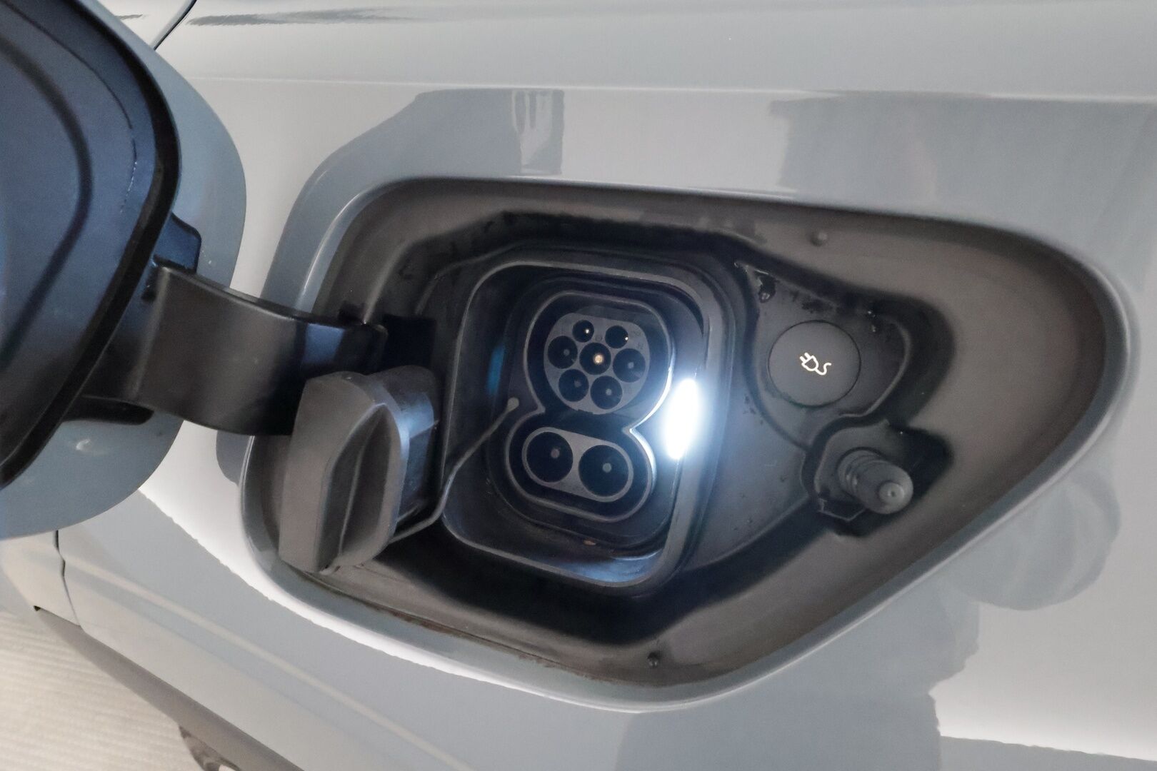 POLESTAR 2 2023 Long Range Dual Motor **Adapt.vakkari / Lasikatto / H&K / Muistipenkki / 360° / Lämpöpumppu / LED** - 3,99 % KORKOTARJOUS TÄHÄN AUTOON 31.8. ASTI! - Penkinlämmittimet takana / Ratinlämmitin 